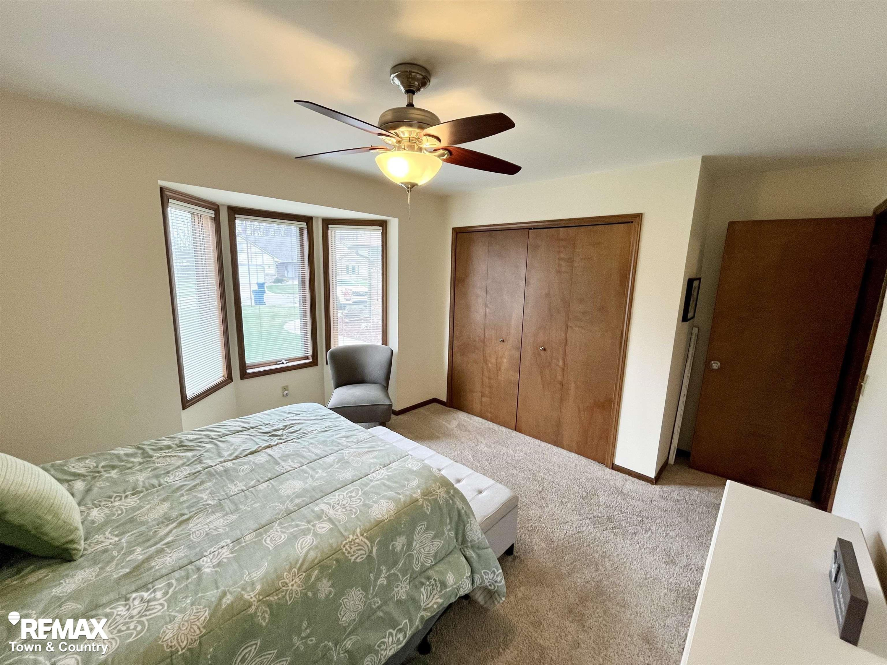 6112 Oak Creek Drive, Swartz Creek, MI 48473 — Photo 17