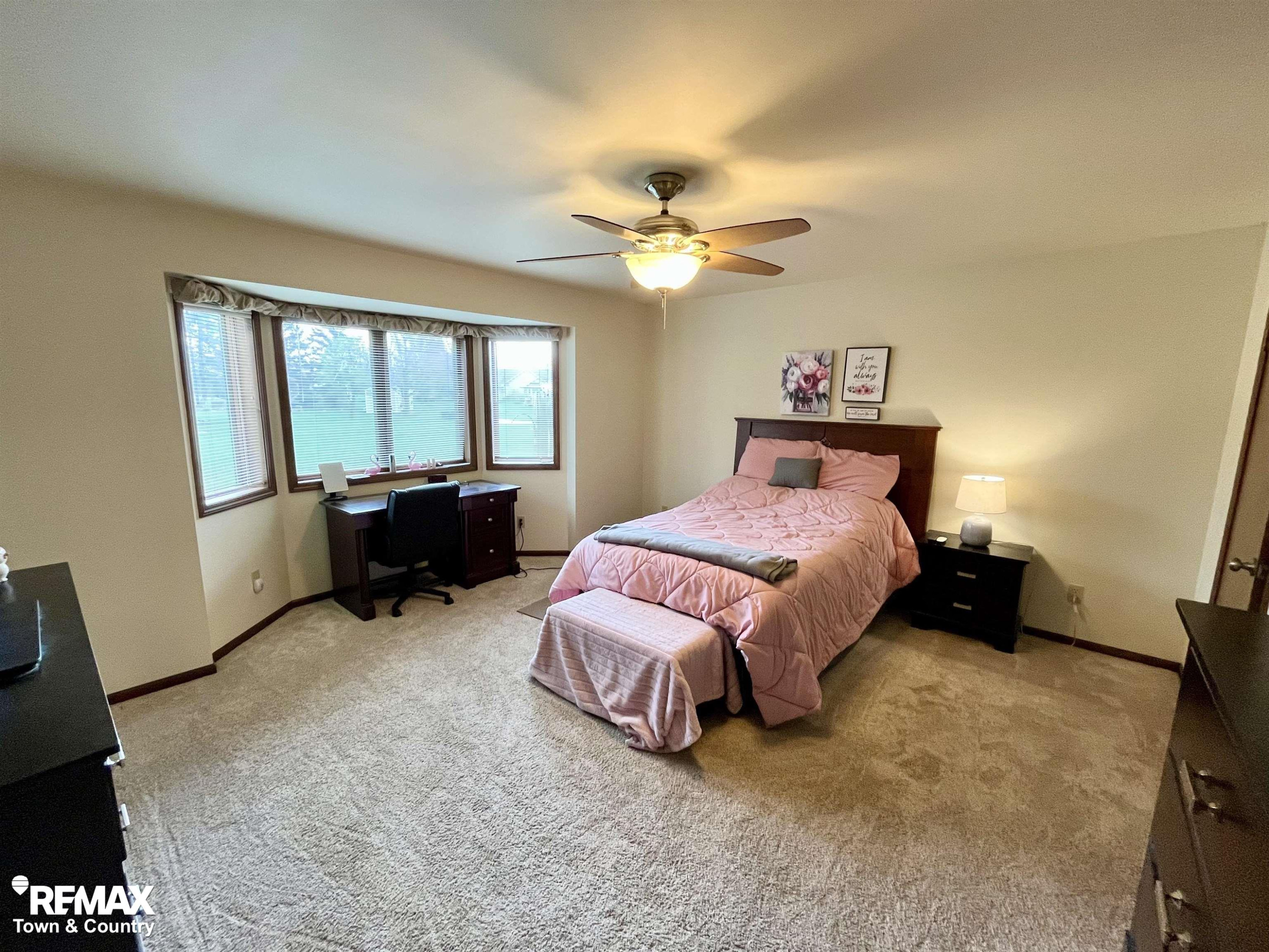 6112 Oak Creek Drive, Swartz Creek, MI 48473 — Photo 18