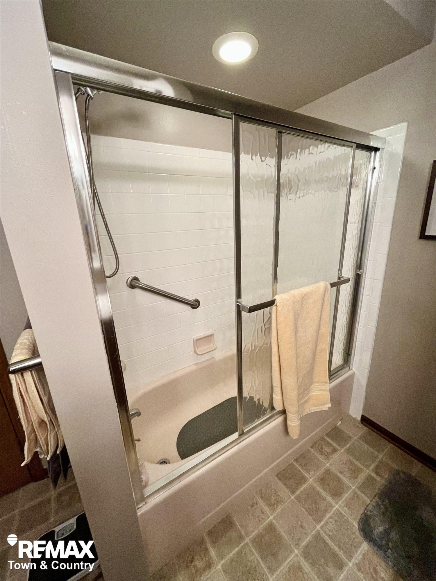 6112 Oak Creek Drive, Swartz Creek, MI 48473 — Photo 25