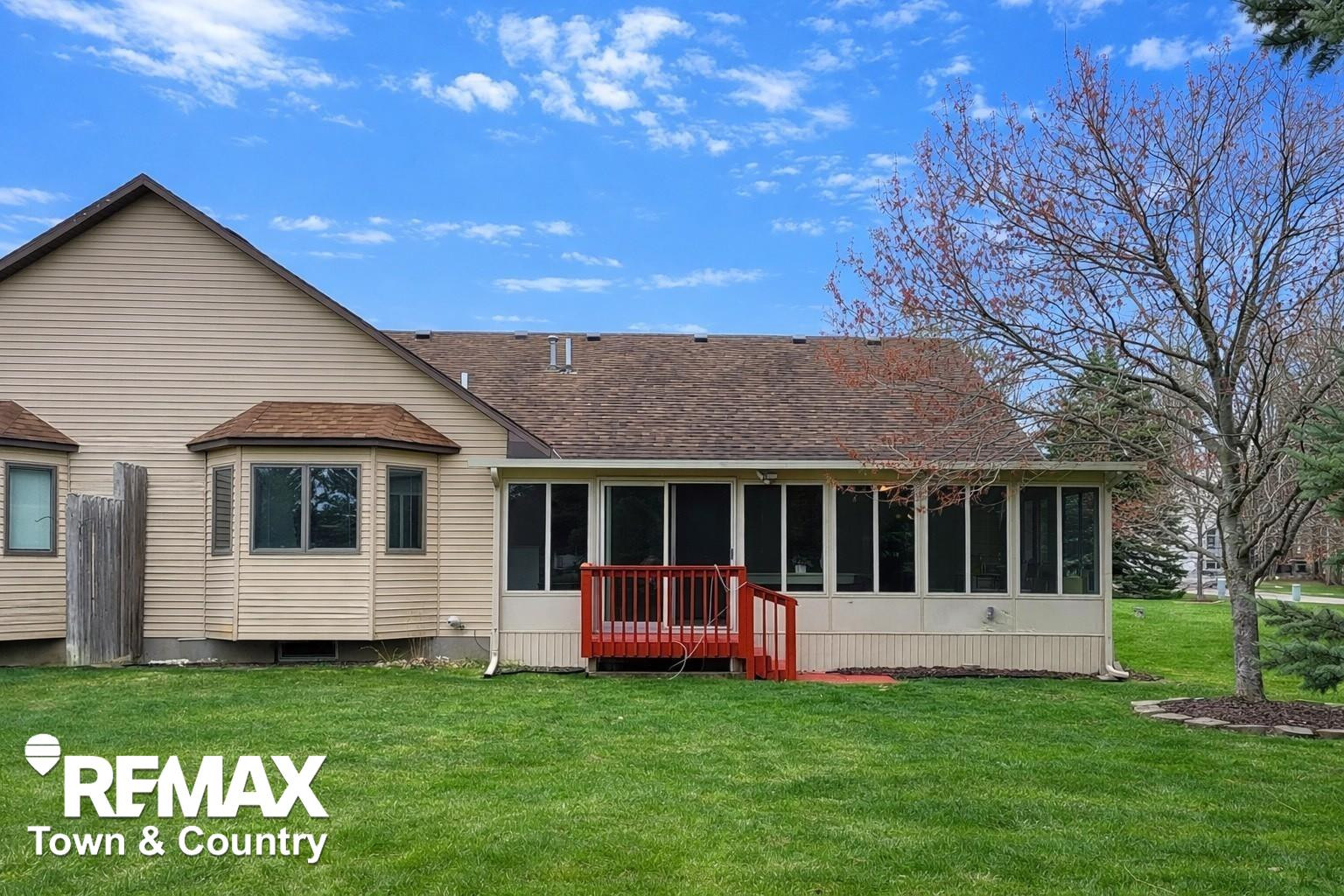 6112 Oak Creek Drive, Swartz Creek, MI 48473 — Photo 28