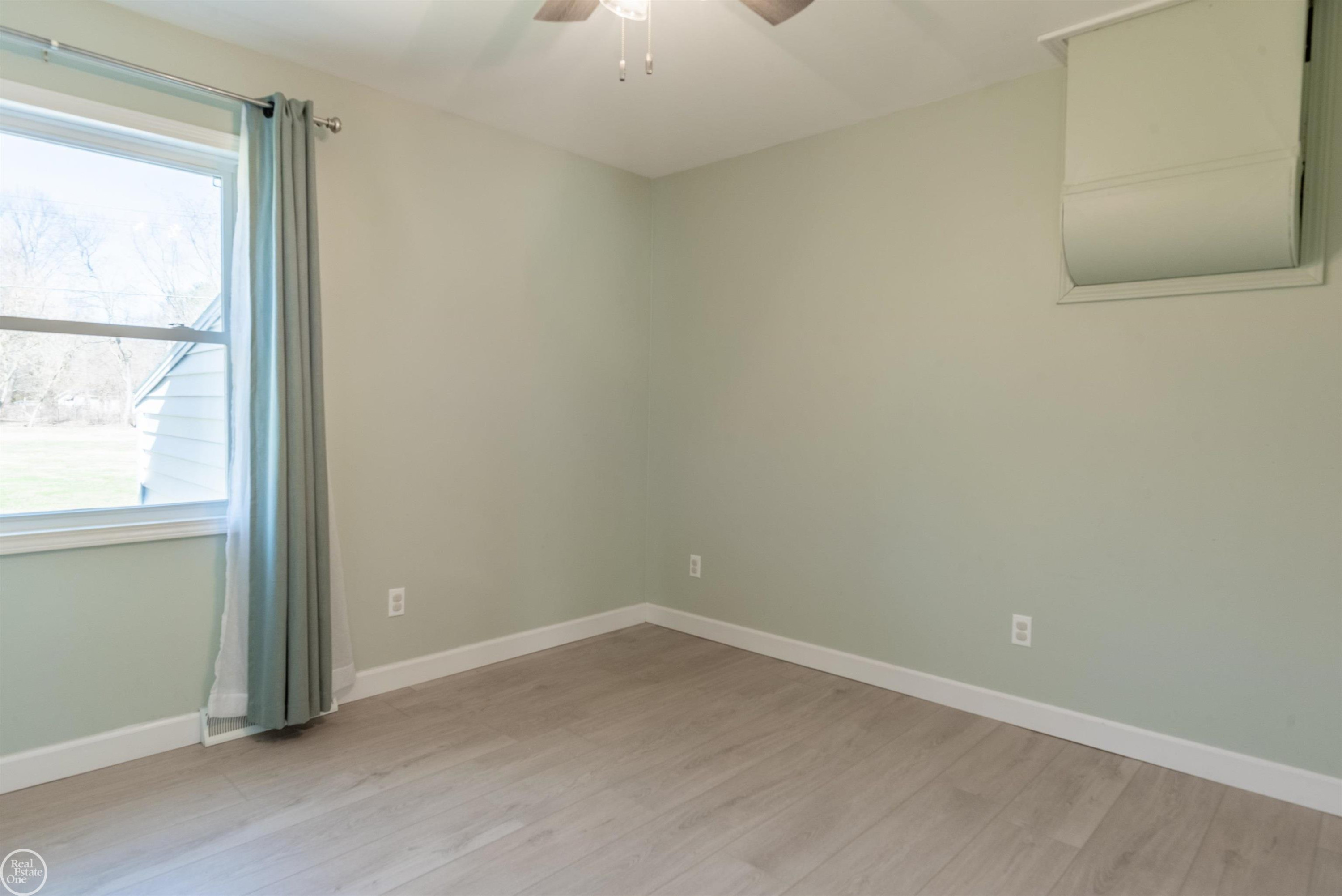 4134 N River Road, MI 48059 — Photo 13