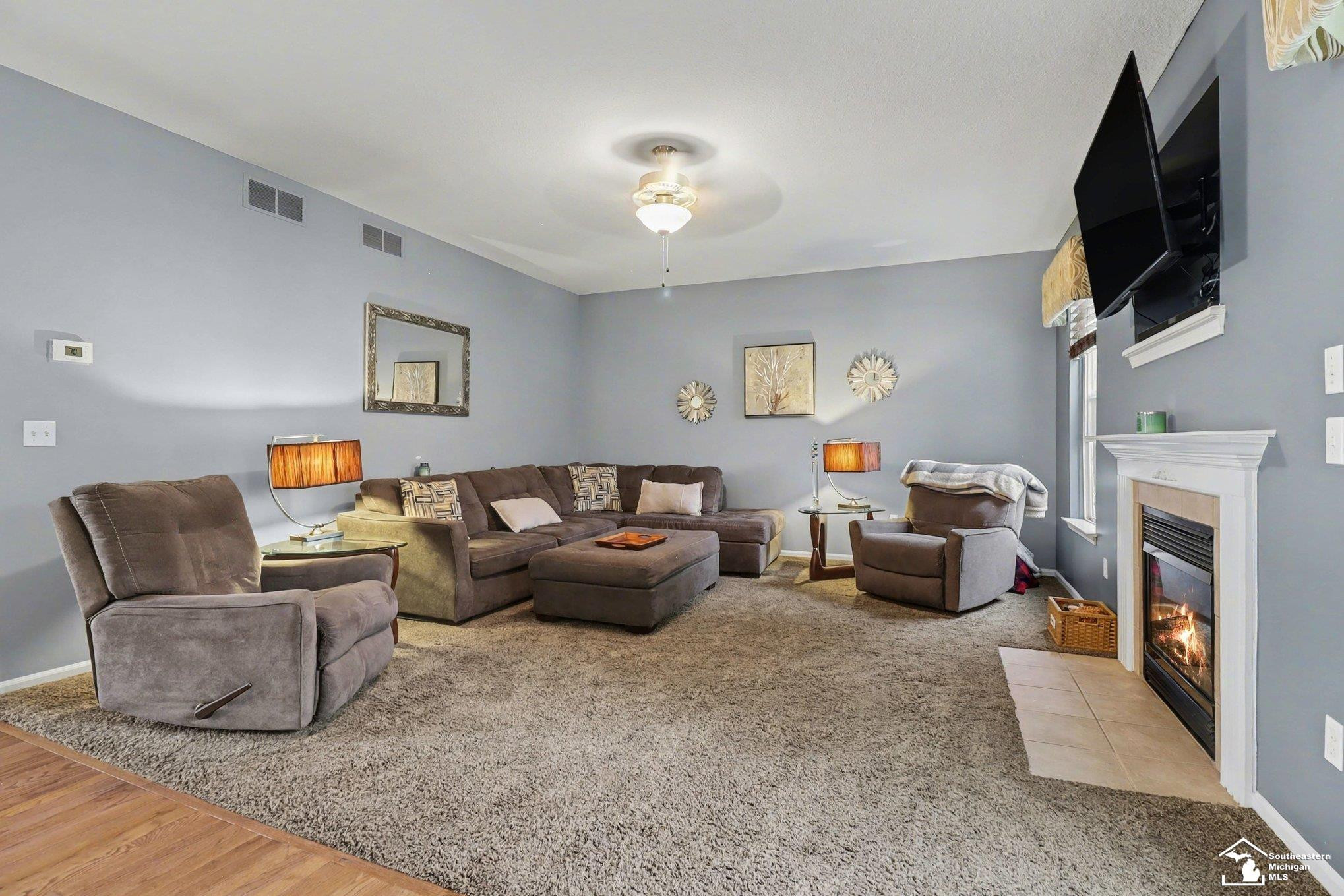 23728 W Creek Drive, New Boston, MI 48164 — Photo 7