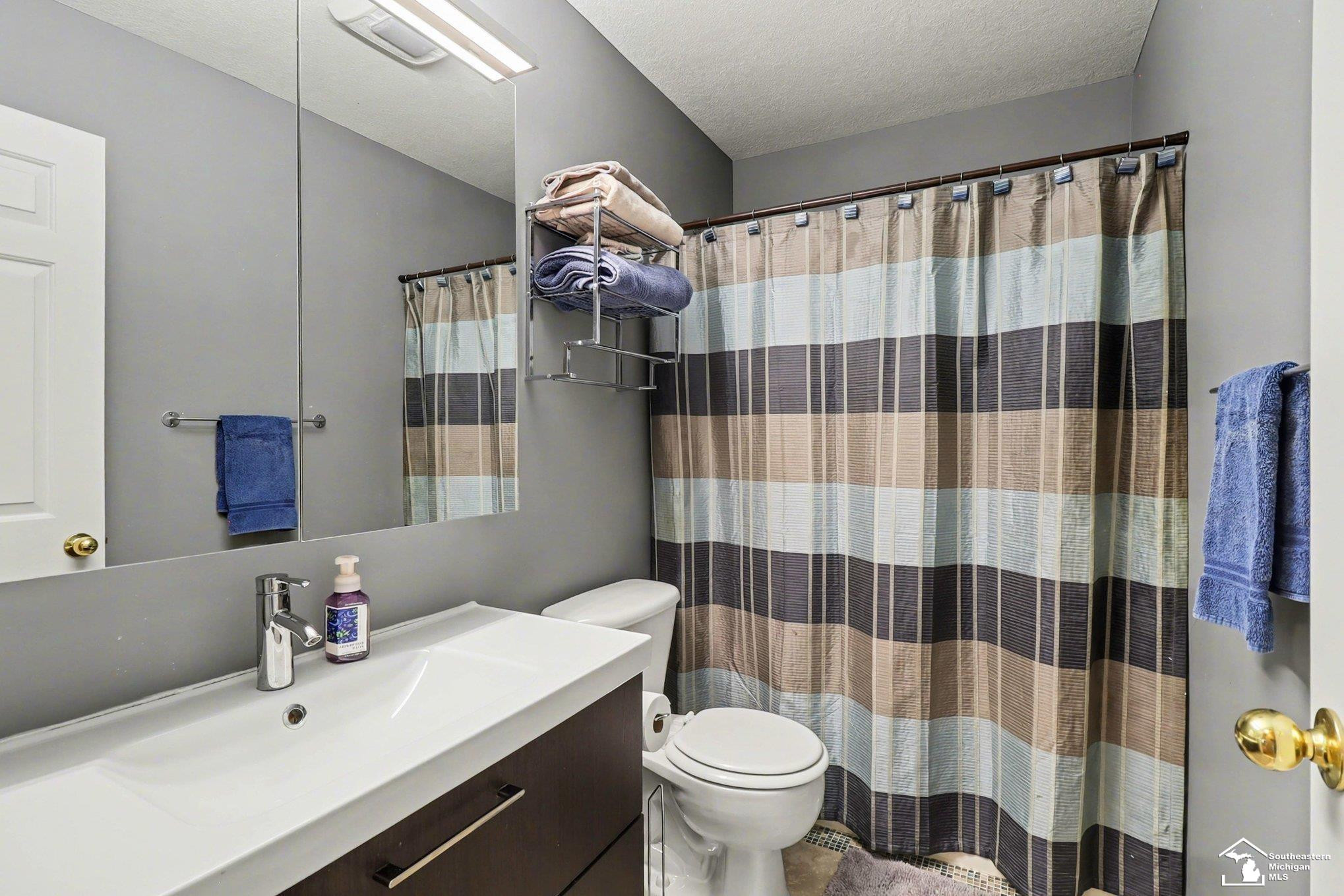 23728 W Creek Drive, New Boston, MI 48164 — Photo 19