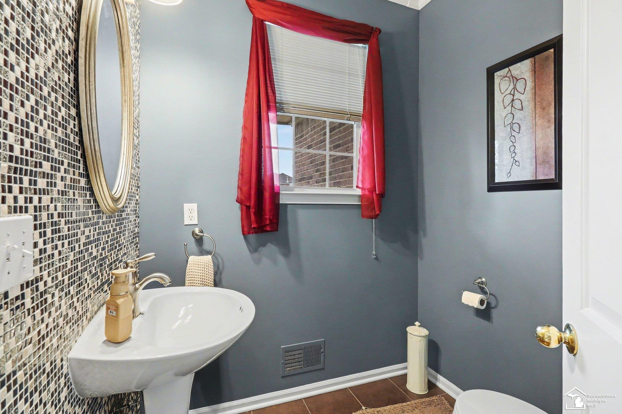 23728 W Creek Drive, New Boston, MI 48164 — Photo 21