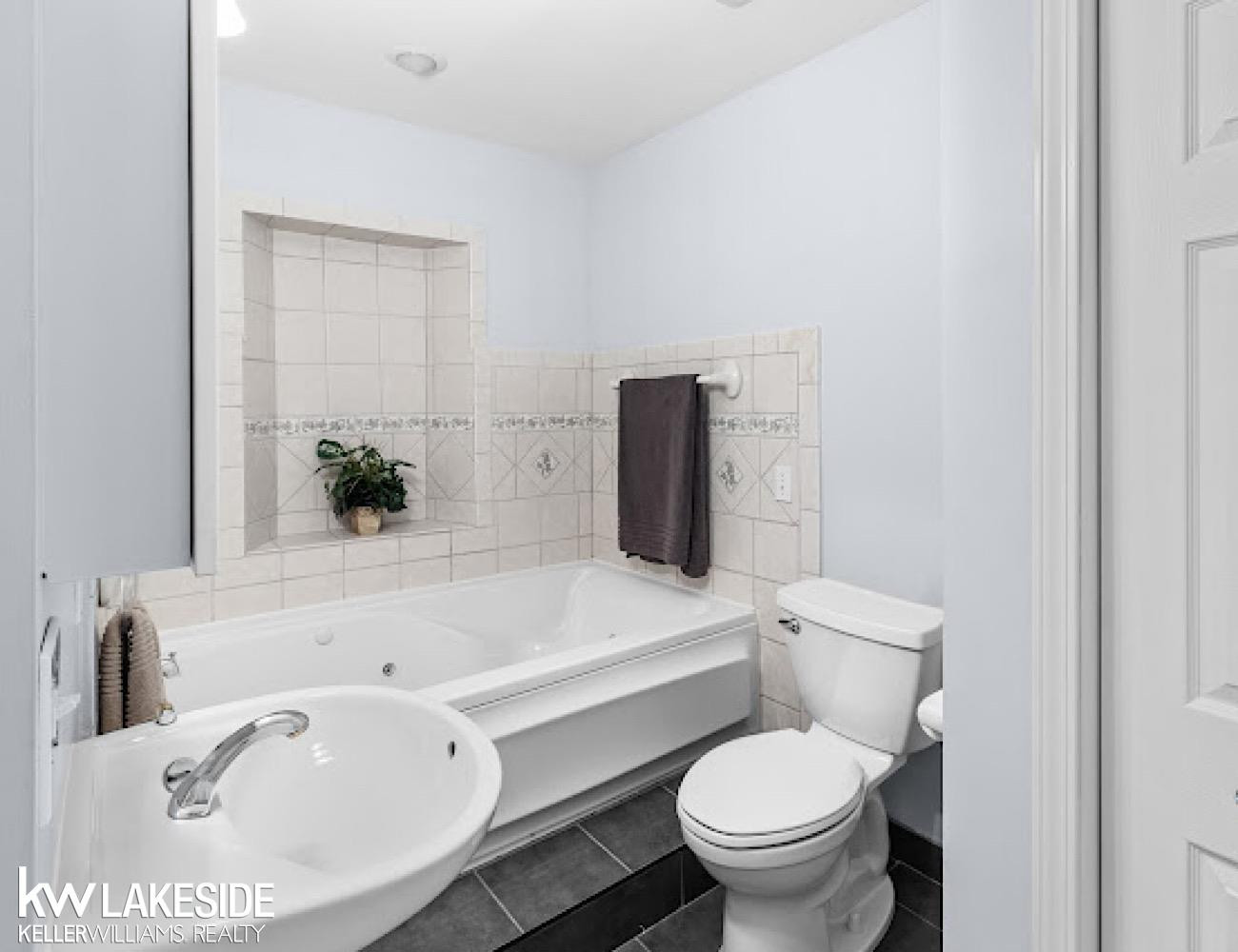 28794 Field Street, MI 48047 — Photo 13