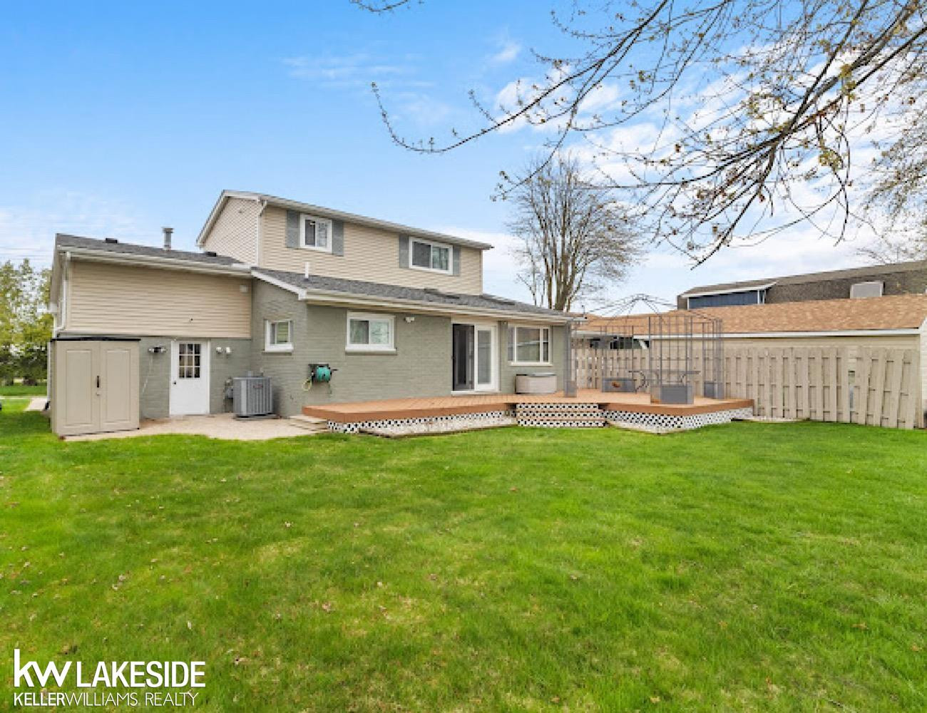 28794 Field Street, MI 48047 — Photo 23