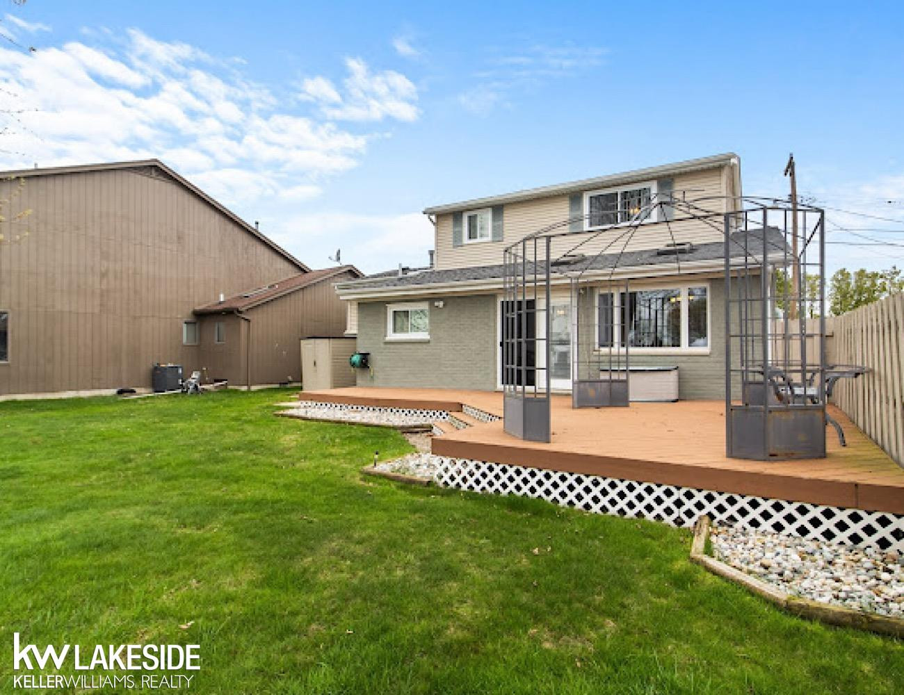 28794 Field Street, MI 48047 — Photo 24