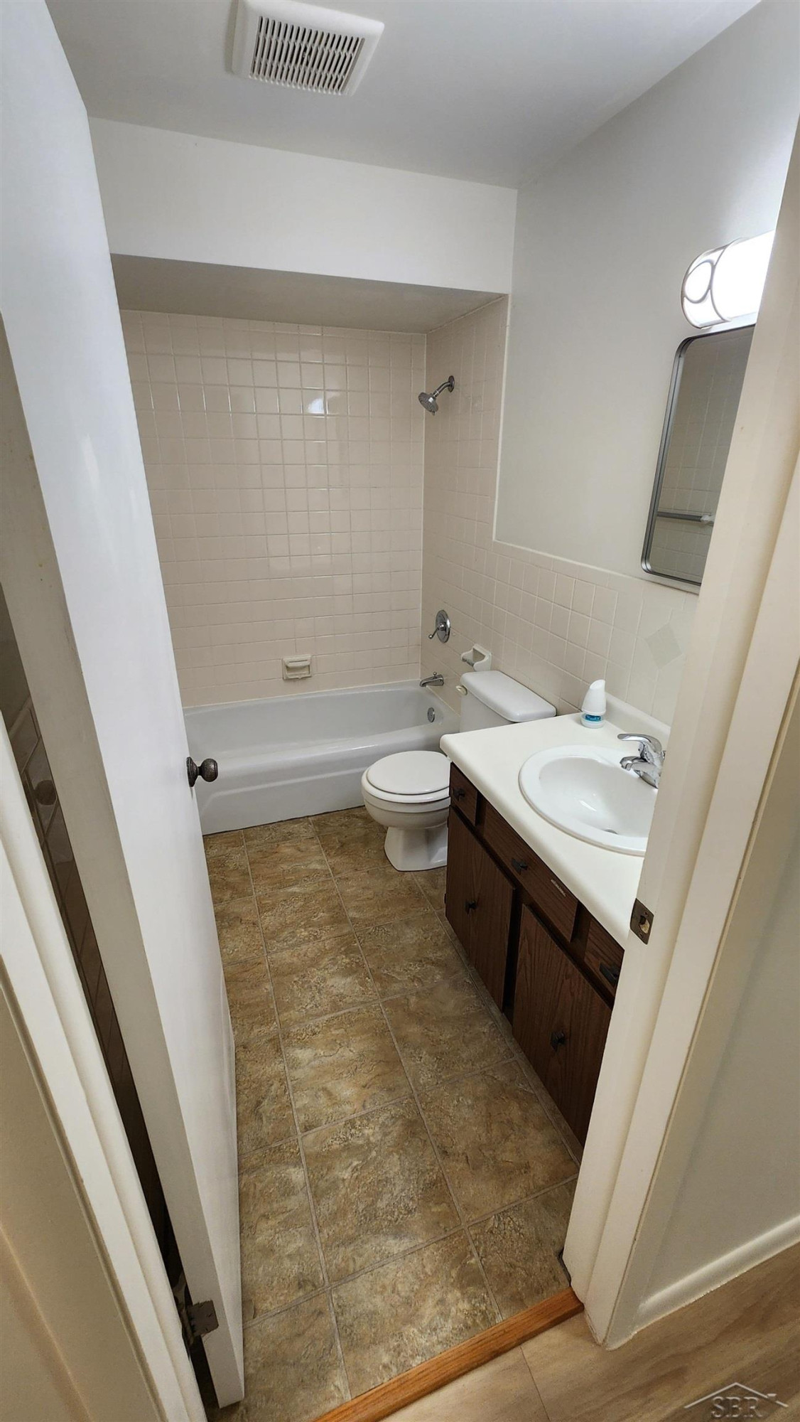 240 W Tuscola UNIT 3 Street, Frankenmuth, MI 48734 — Photo 9