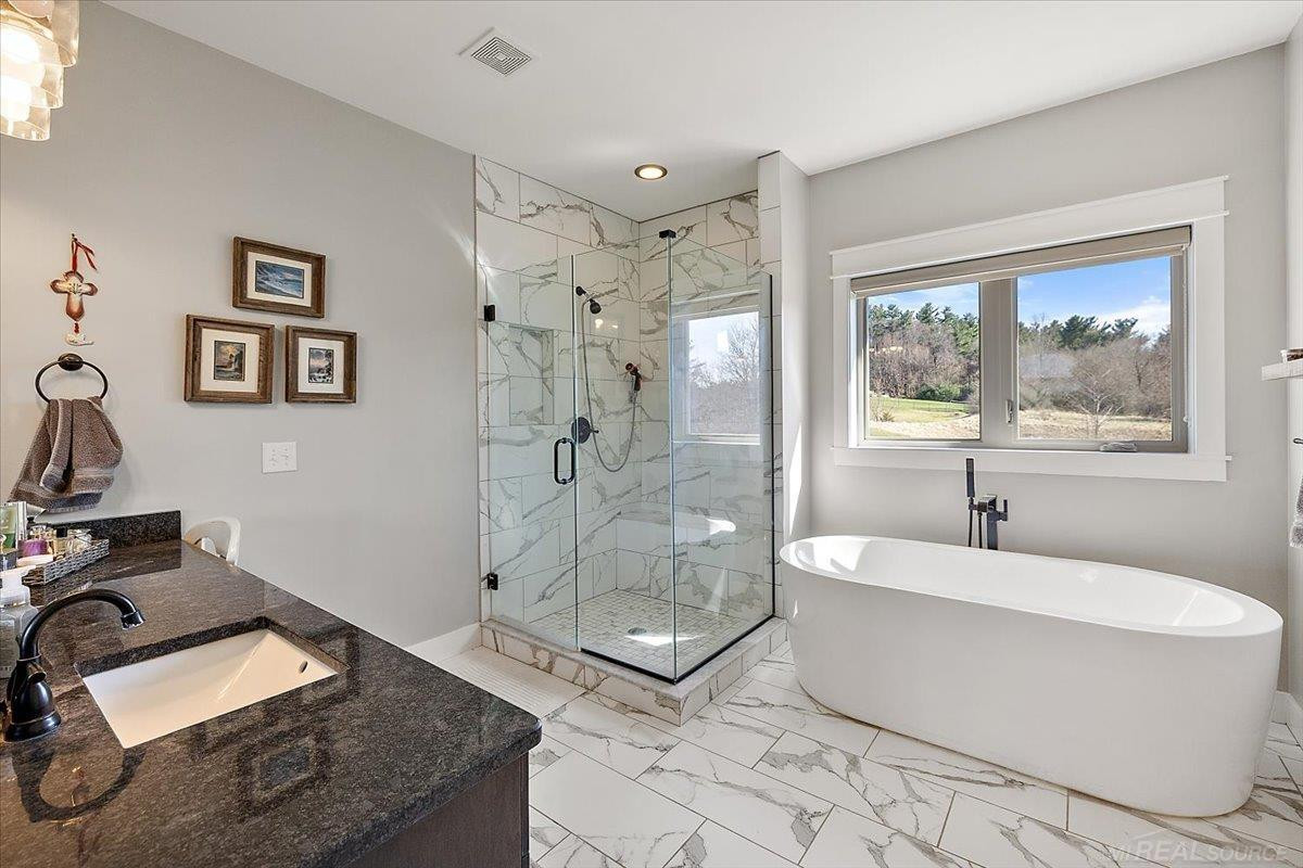 8166 Morningside Drive, MI 48065 — Photo 26