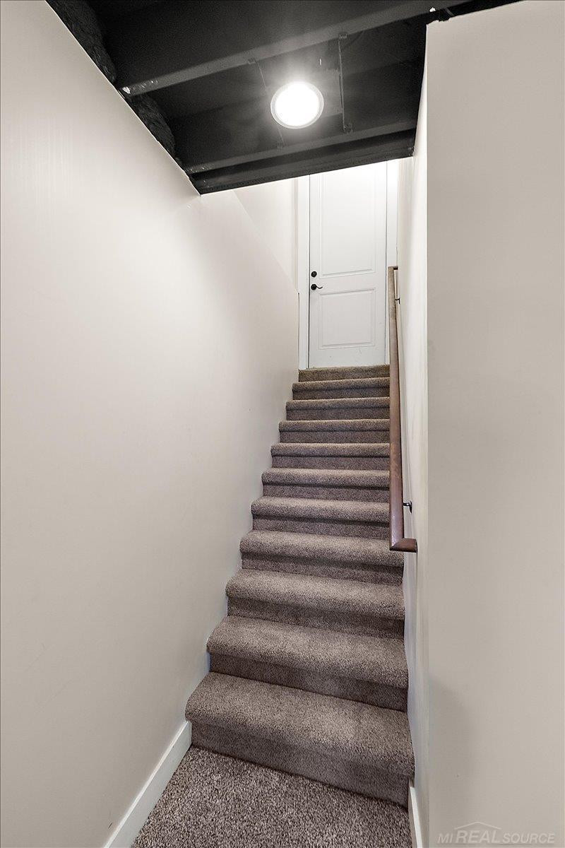 8166 Morningside Drive, MI 48065 — Photo 58