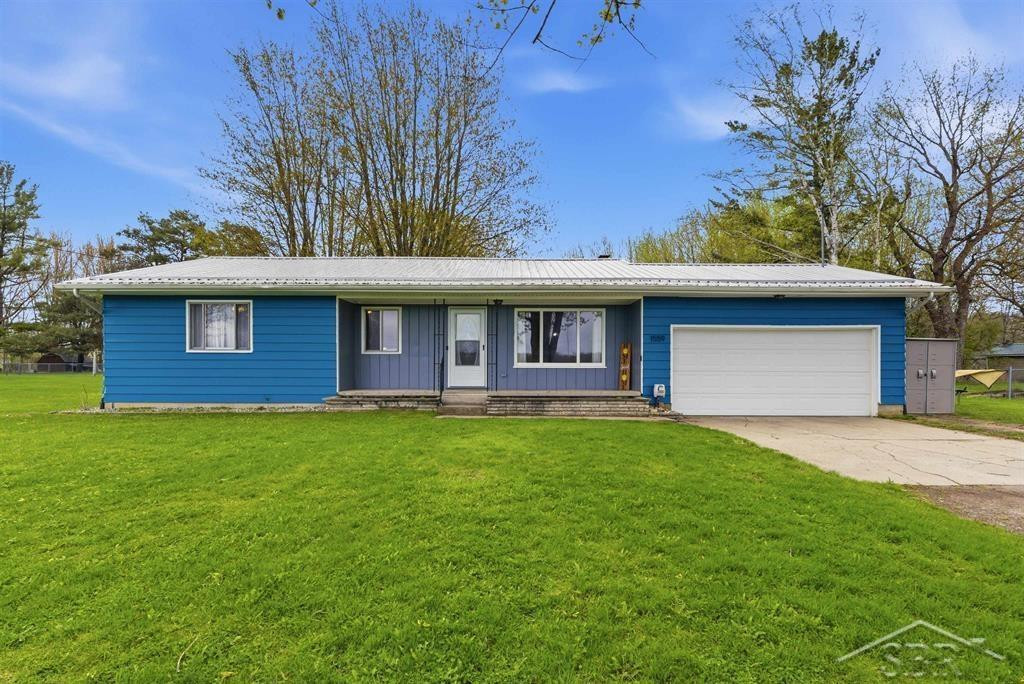 1559 S Grey Road, Midland, MI 48640 — front exterior