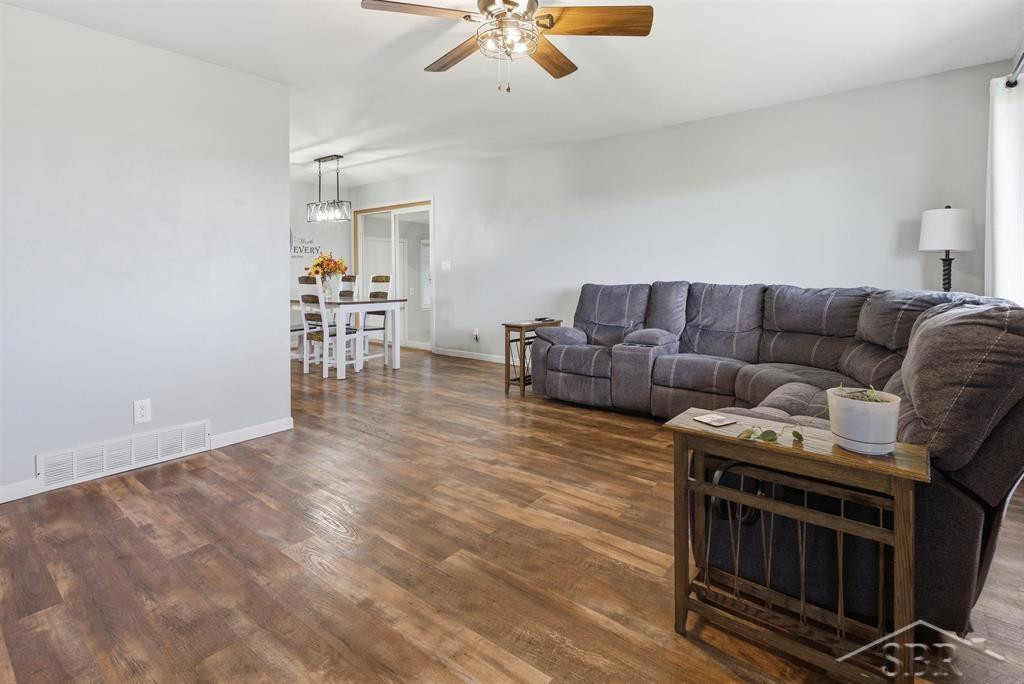 1559 S Grey Road, Midland, MI 48640 — Photo 4