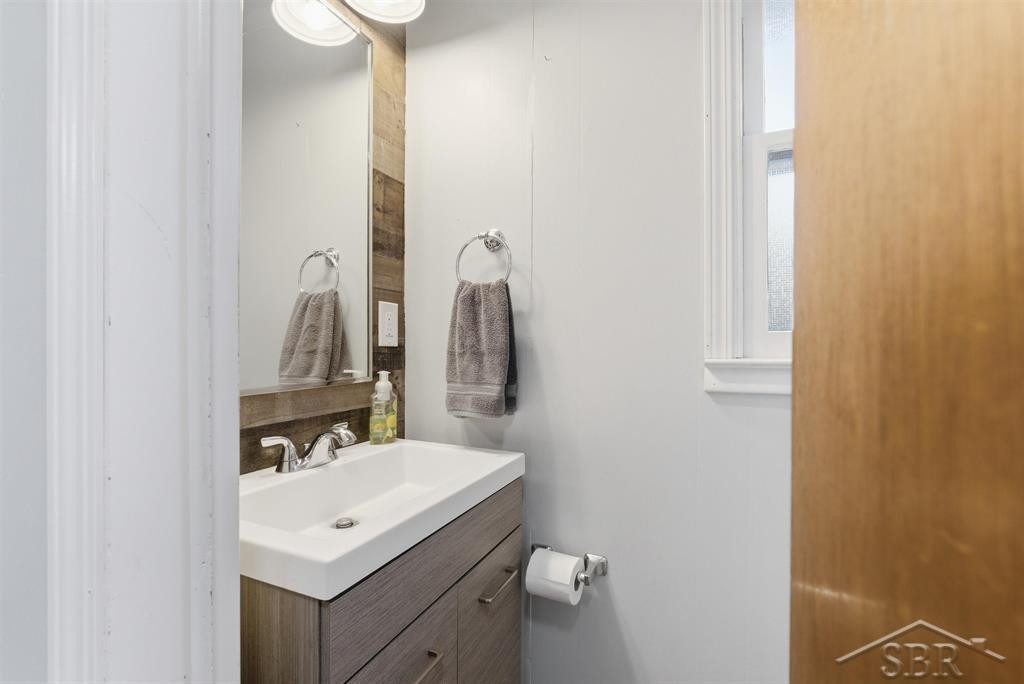 1559 S Grey Road, Midland, MI 48640 — Photo 10
