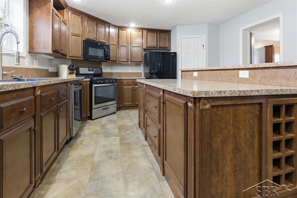 2041 W Pine River Road, Breckenridge, MI 48615 — Photo 13
