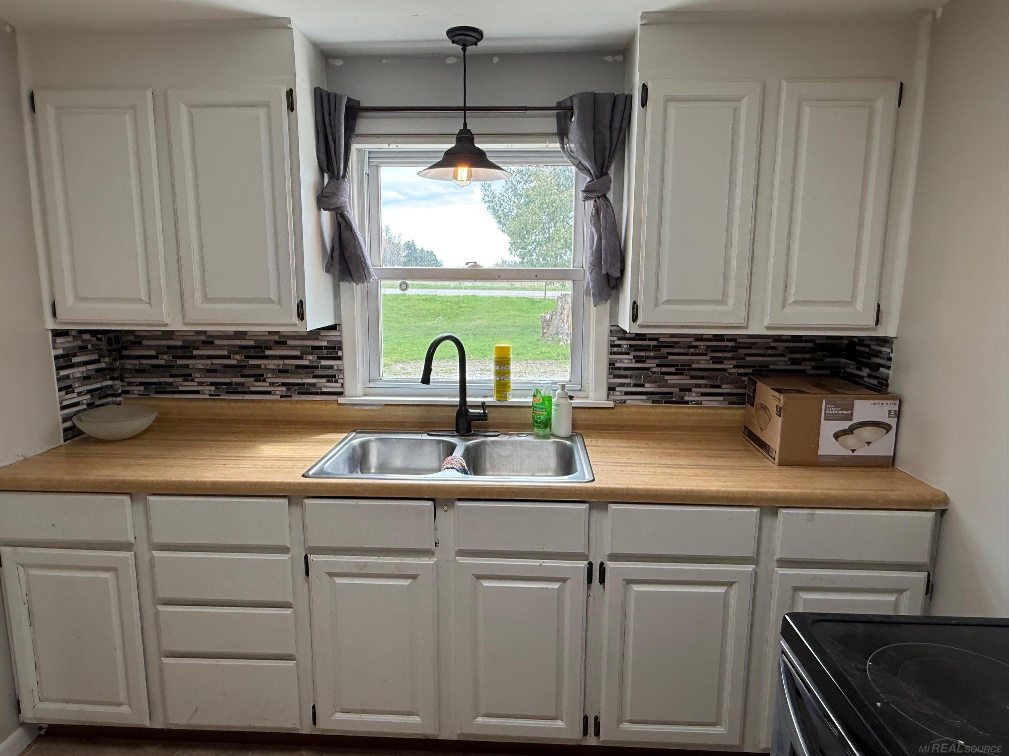 1026 S Sandusky Road, Sandusky, MI 48471 — Photo 2
