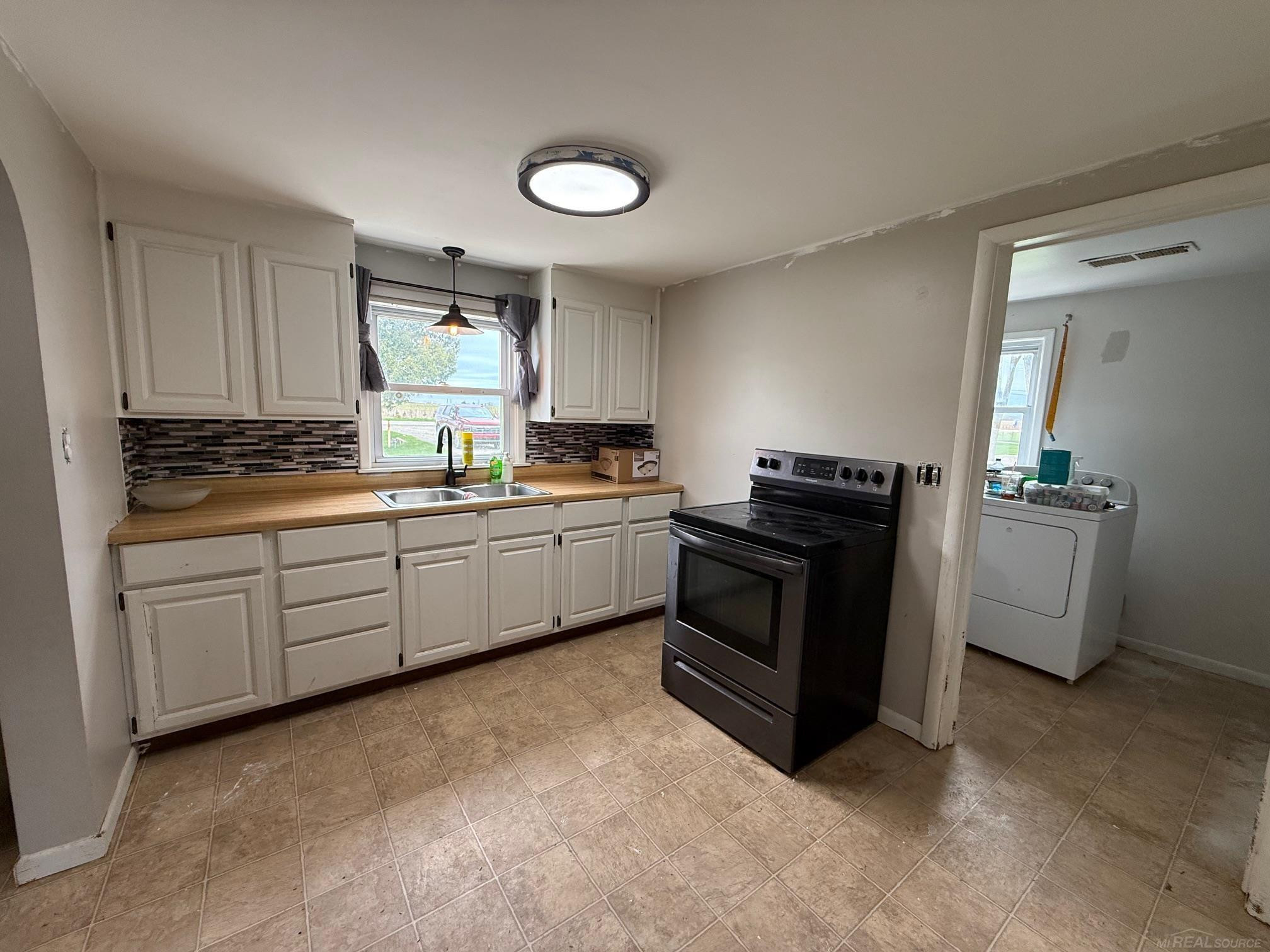 1026 S Sandusky Road, Sandusky, MI 48471 — Photo 3