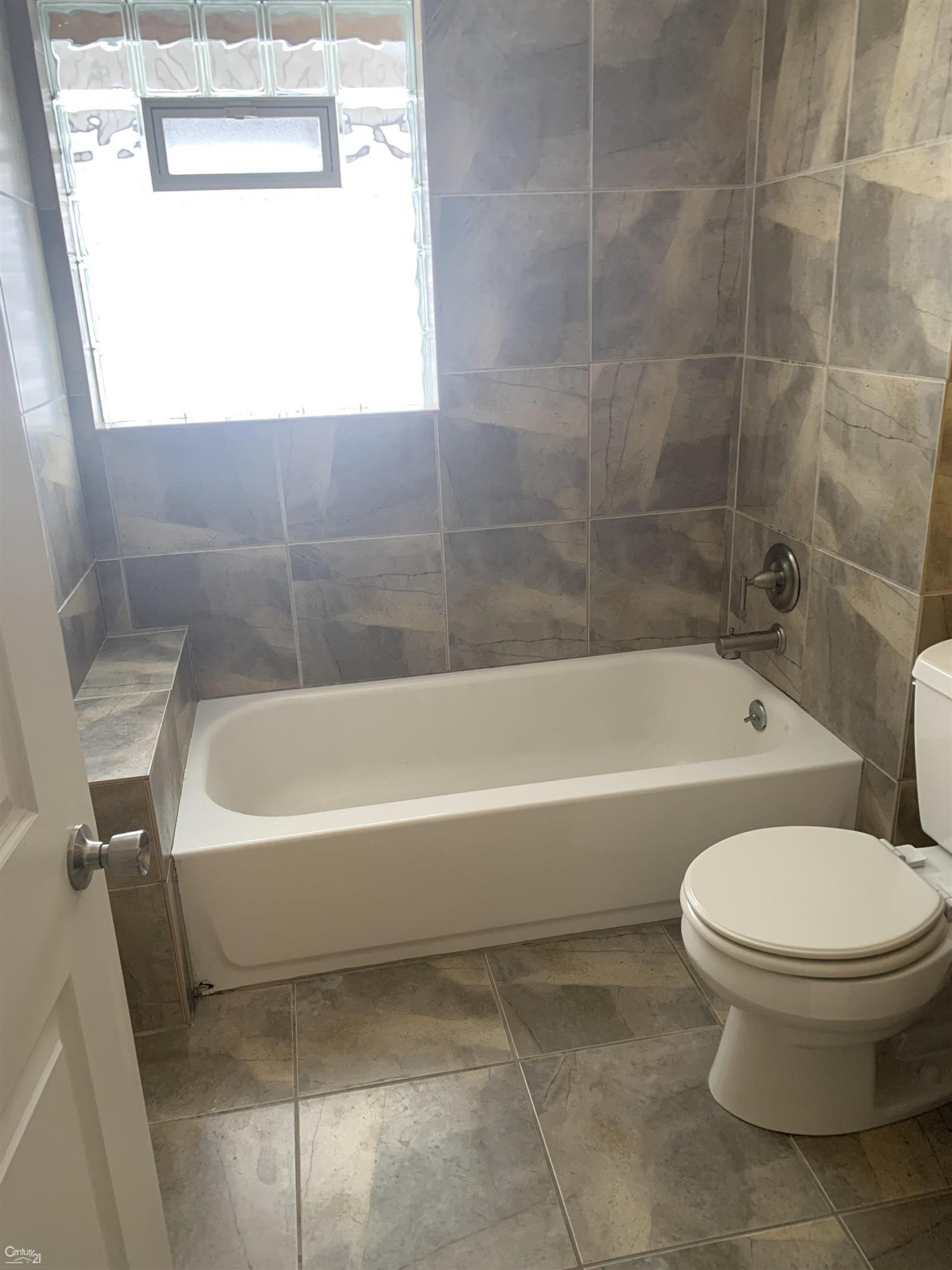 709 Hawthorne Avenue, Royal Oak, MI 48067 — Photo 12