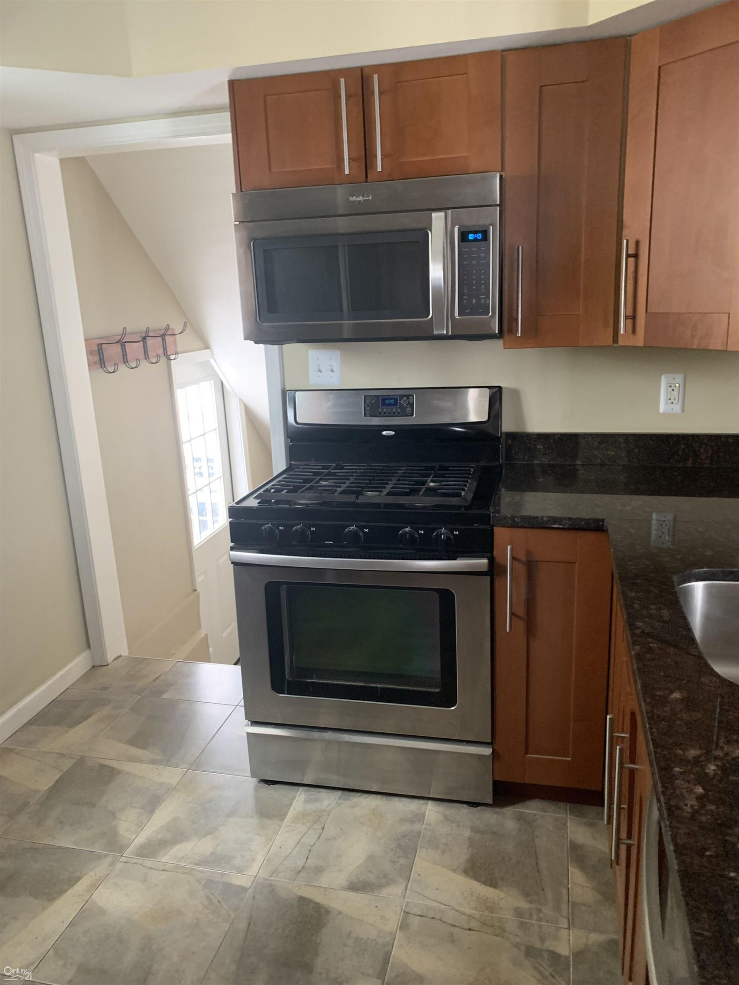 709 Hawthorne Avenue, Royal Oak, MI 48067 — Photo 16