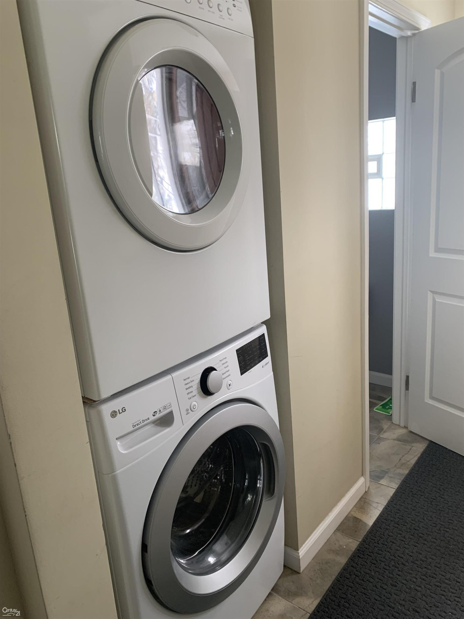 709 Hawthorne Avenue, Royal Oak, MI 48067 — Photo 17