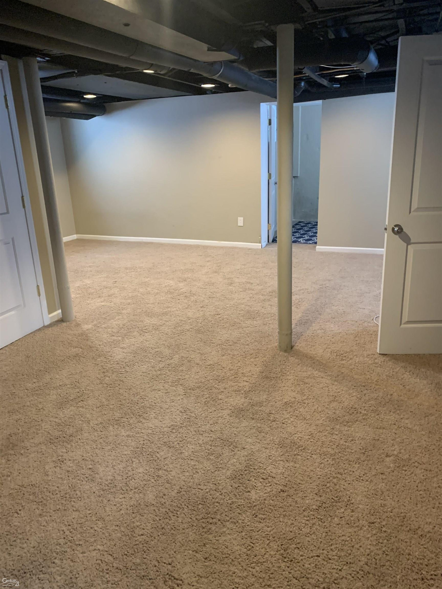 709 Hawthorne Avenue, Royal Oak, MI 48067 — Photo 18