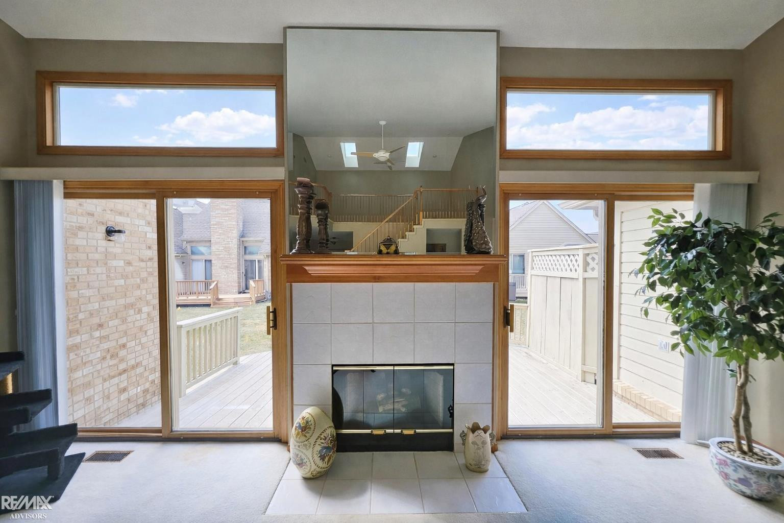 16890 SANDSTONE Circle, MI 48042 — Photo 10