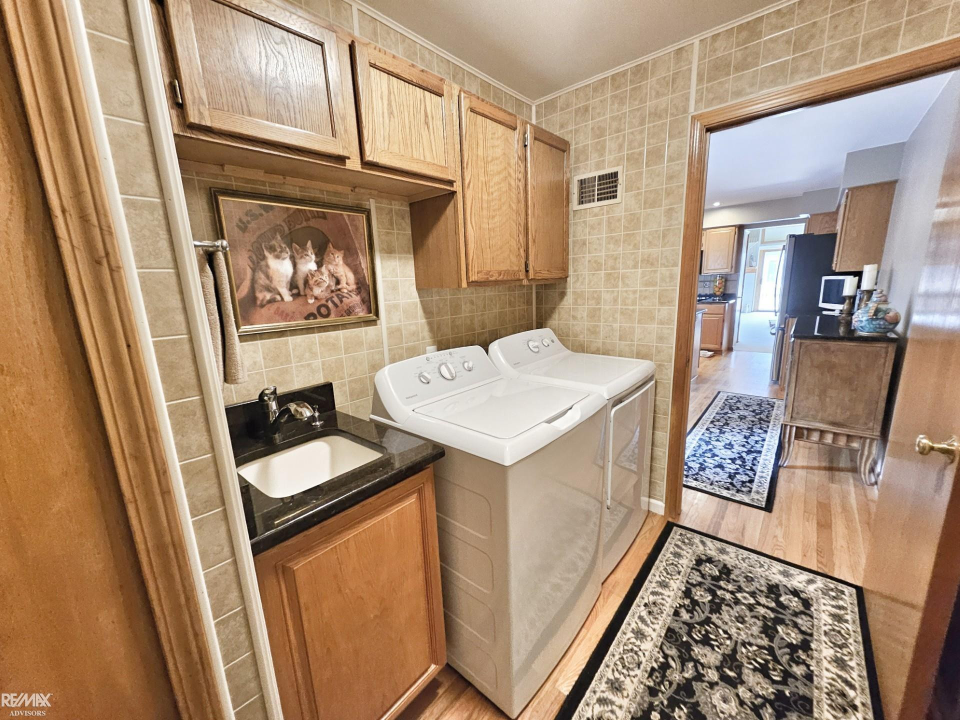 16890 SANDSTONE Circle, MI 48042 — Photo 20