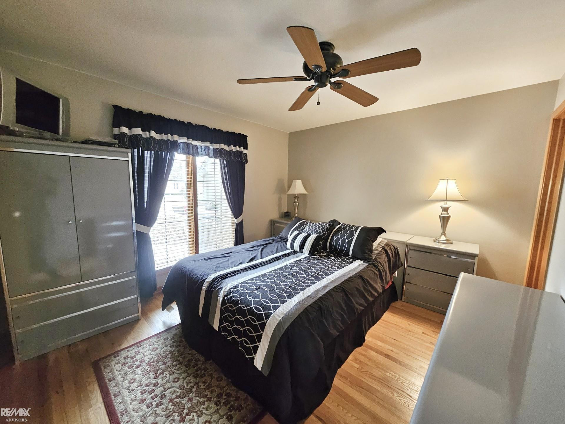 16890 SANDSTONE Circle, MI 48042 — Photo 26