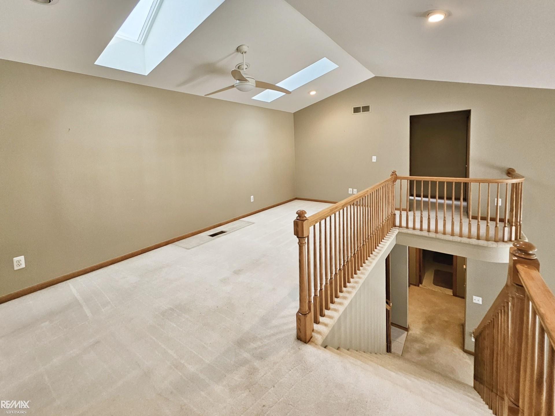16890 SANDSTONE Circle, MI 48042 — Photo 30