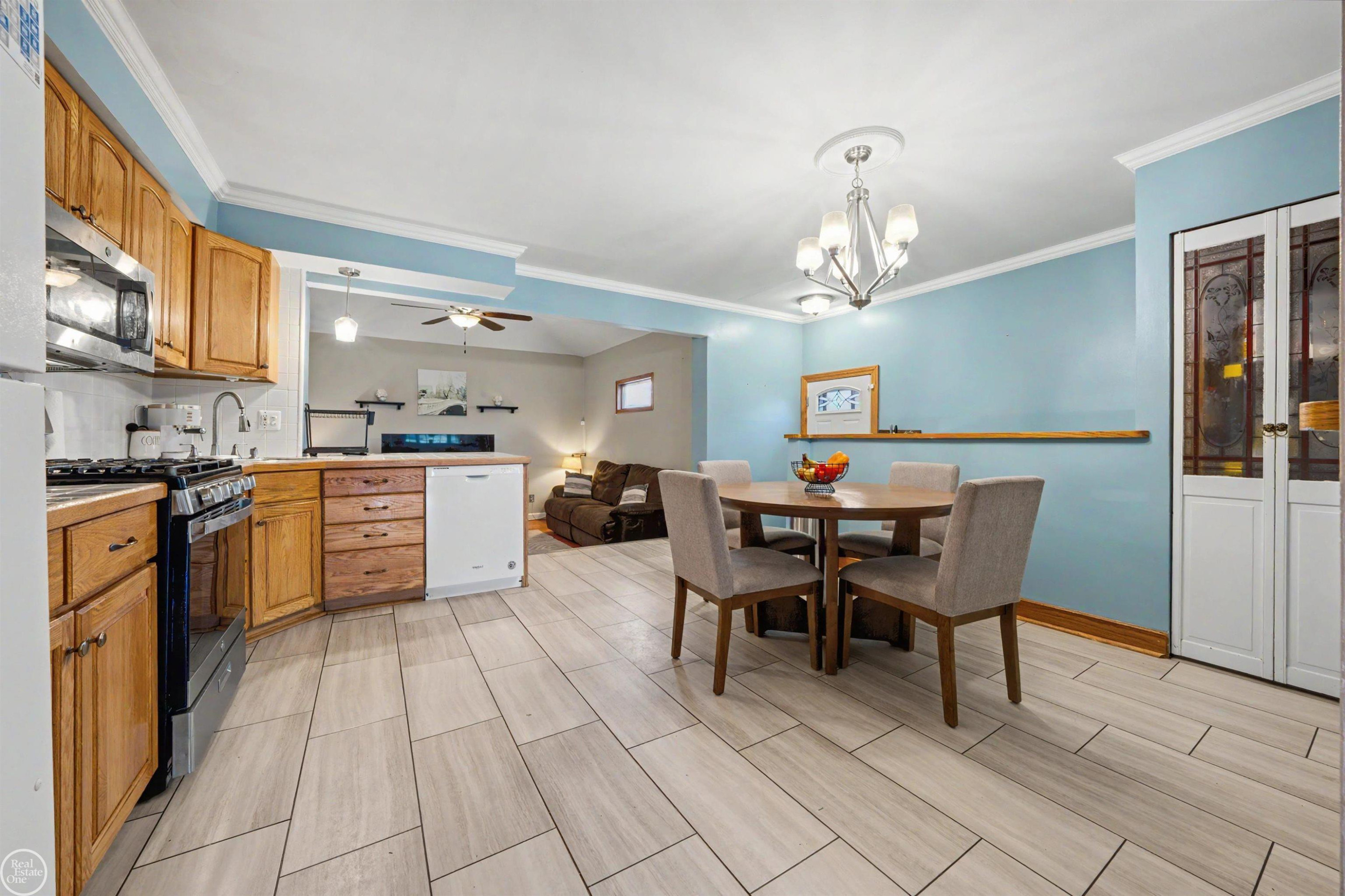 16243 Secretariat Avenue, Roseville, MI 48066 — Photo 16