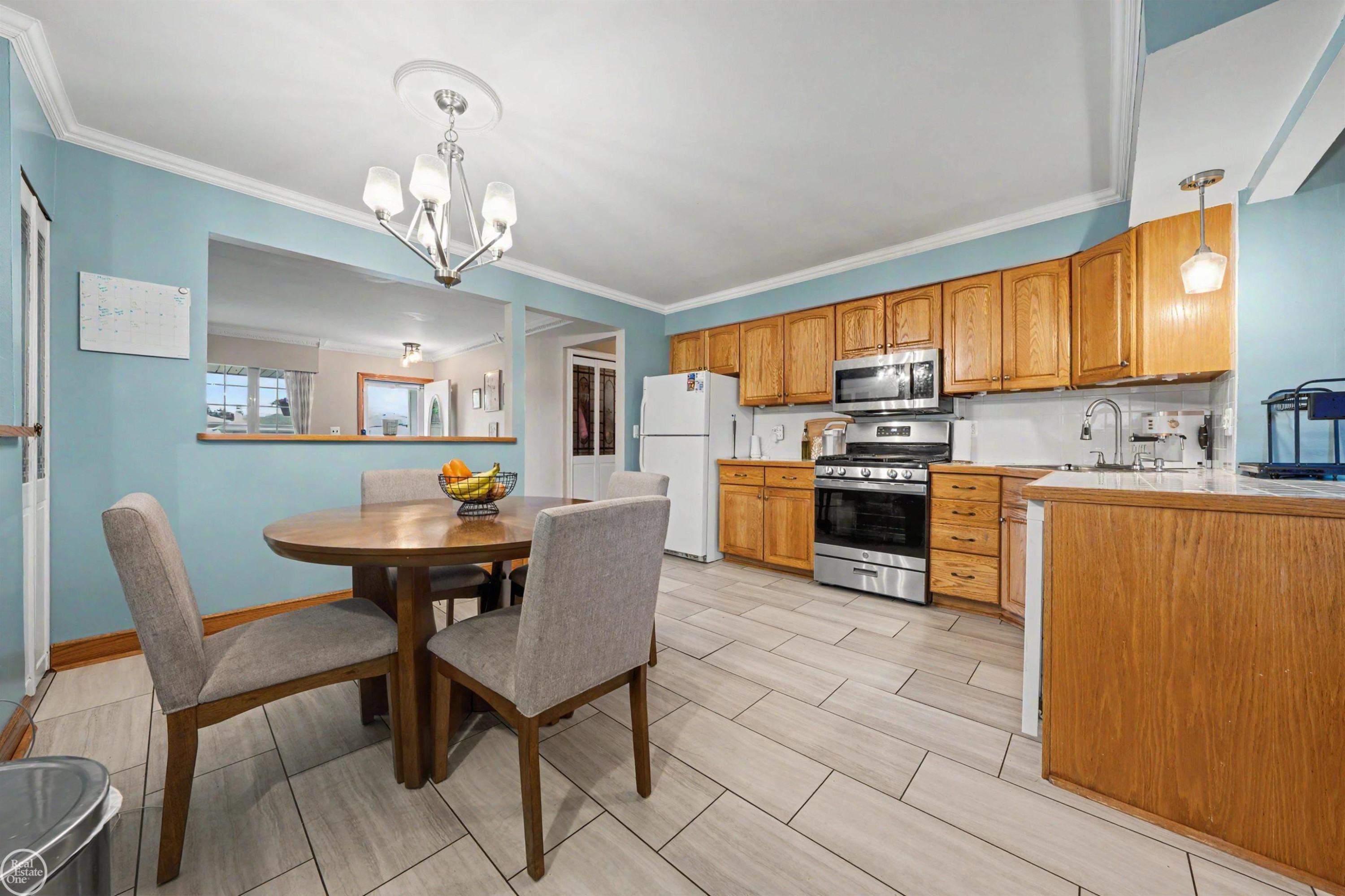 16243 Secretariat Avenue, Roseville, MI 48066 — Photo 18