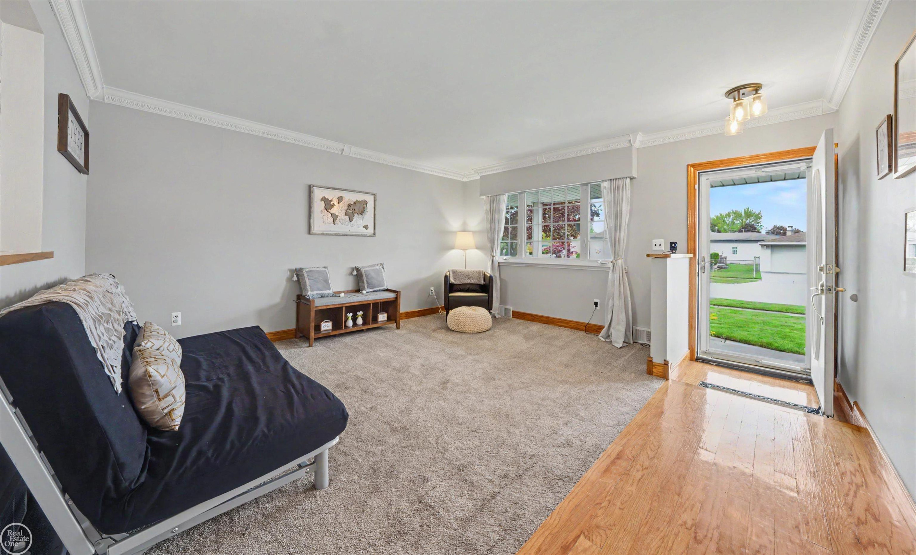 16243 Secretariat Avenue, Roseville, MI 48066 — Photo 19