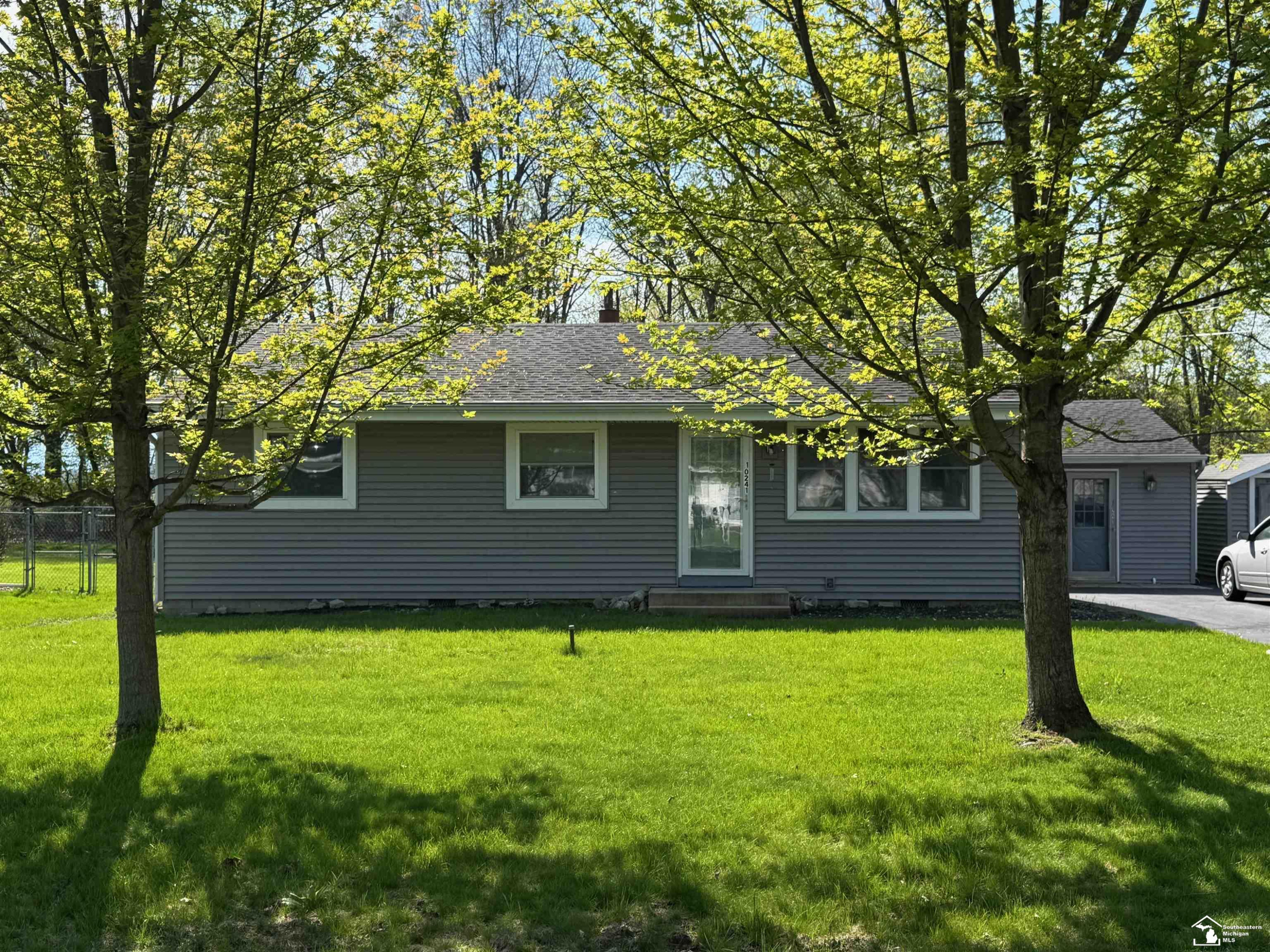 10241 Gilcyn Drive, Temperance, MI 48182 — front exterior