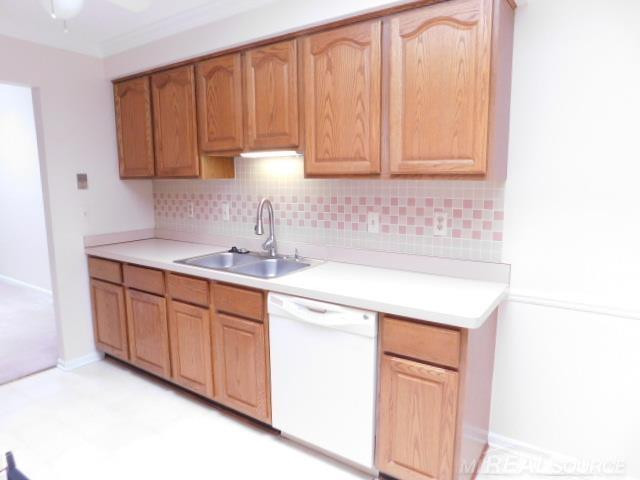 49230 Chestnut Hill Court, Shelby Twp, MI 48315 — Photo 7