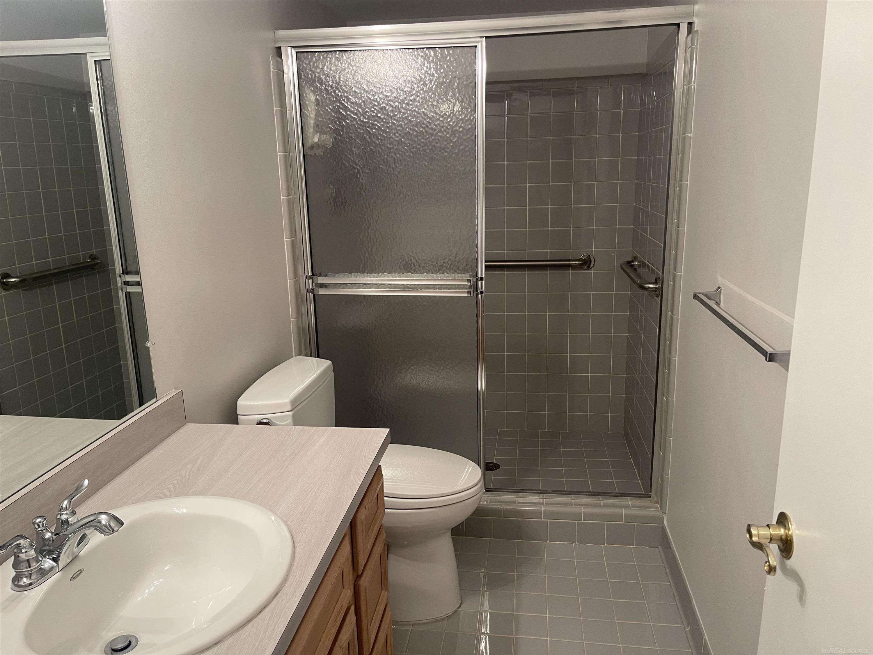 49230 Chestnut Hill Court, Shelby Twp, MI 48315 — Photo 17