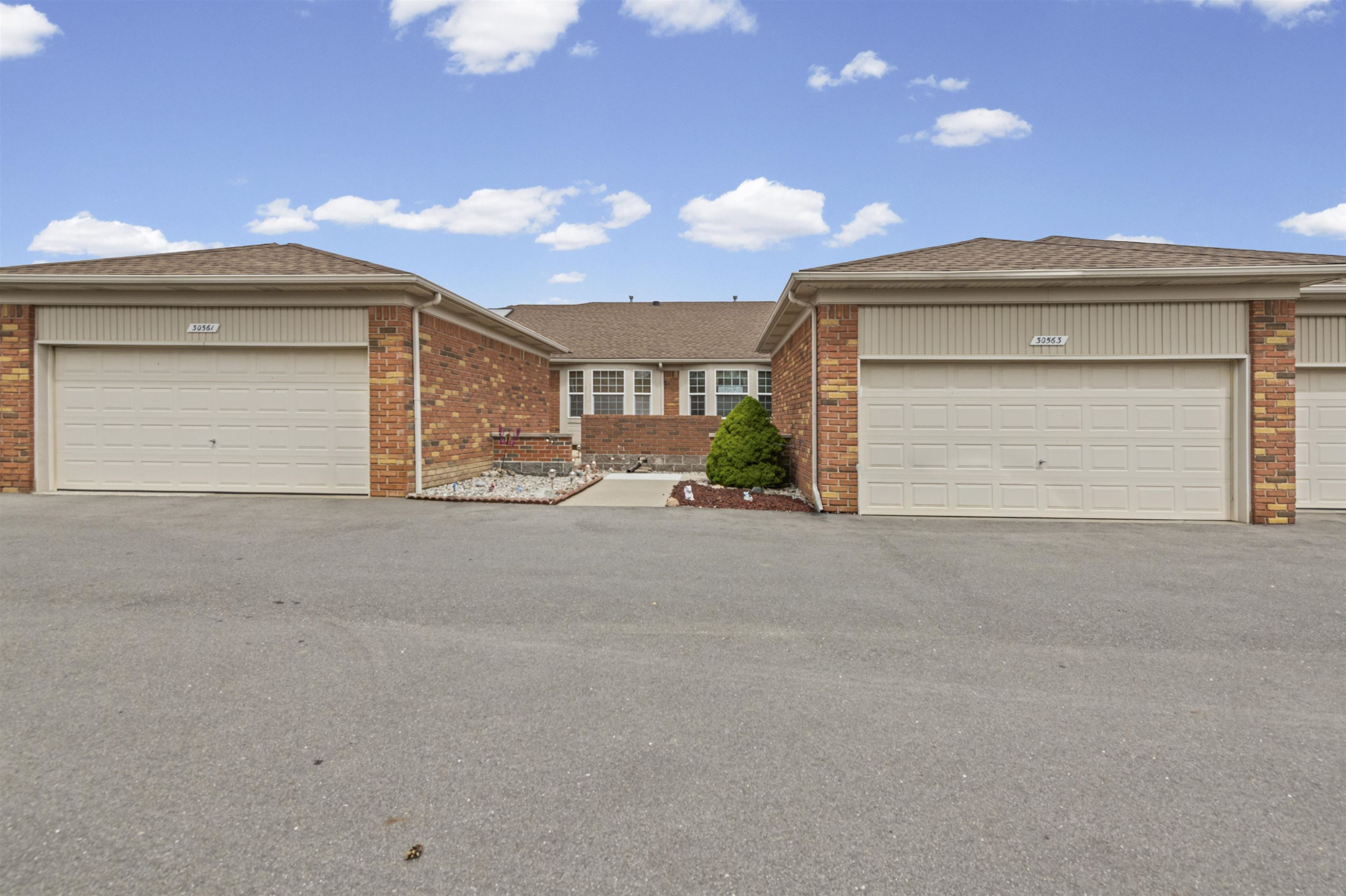 30563 Mary Frances Court, MI — Photo 2