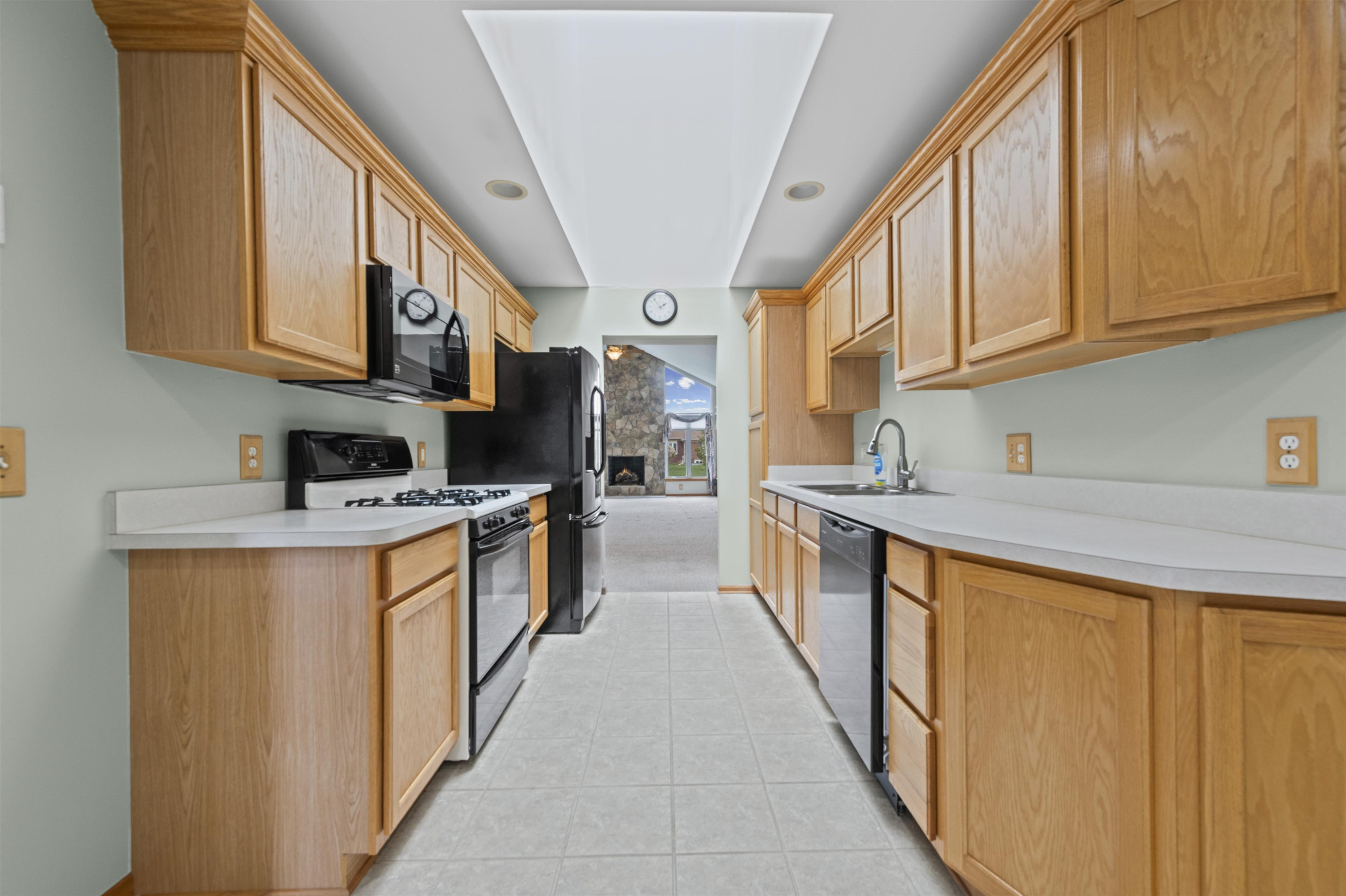 30563 Mary Frances Court, MI — Photo 10