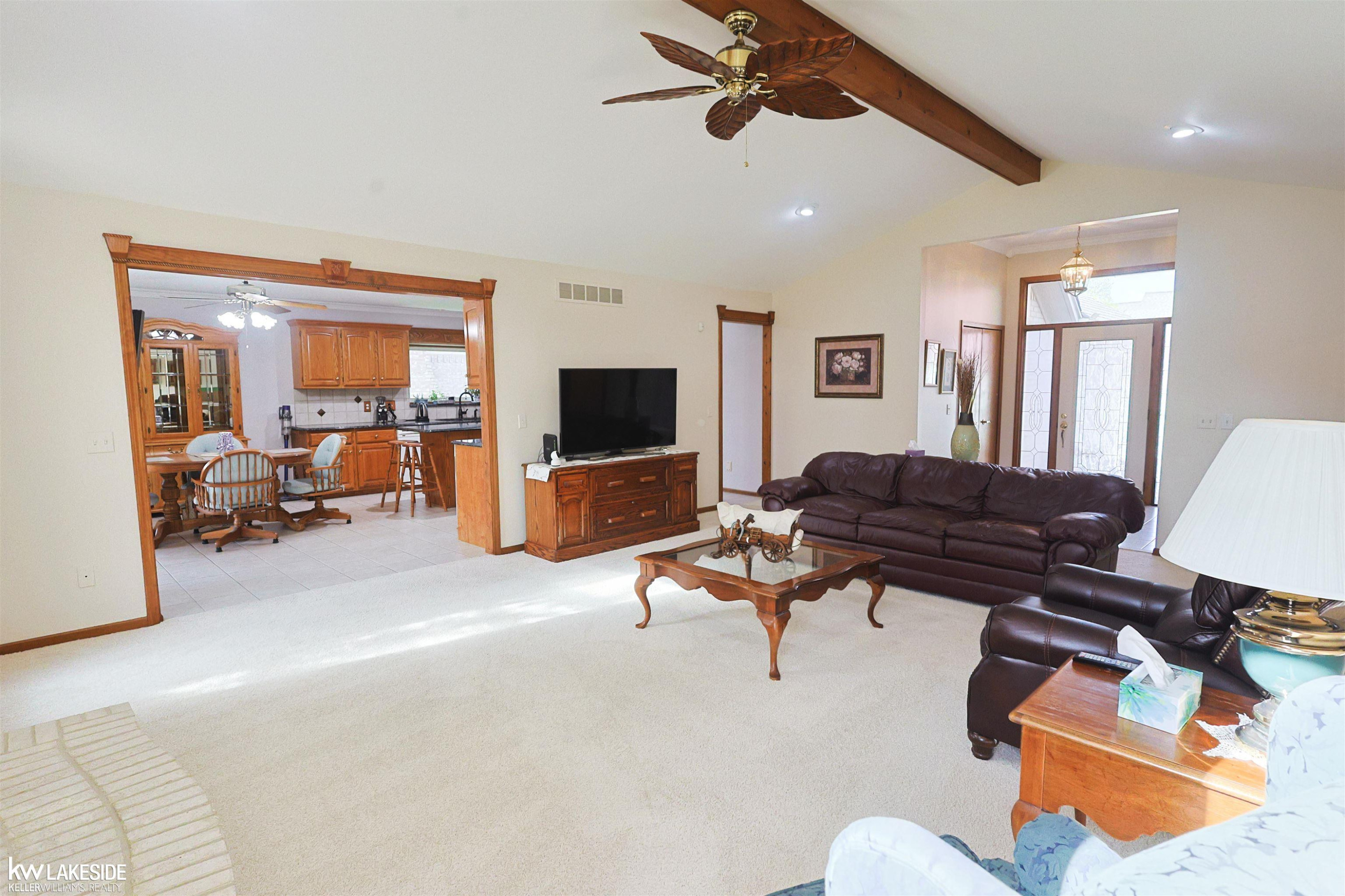 53338 Villa Rosa Drive, Macomb, MI 48042 — Photo 12