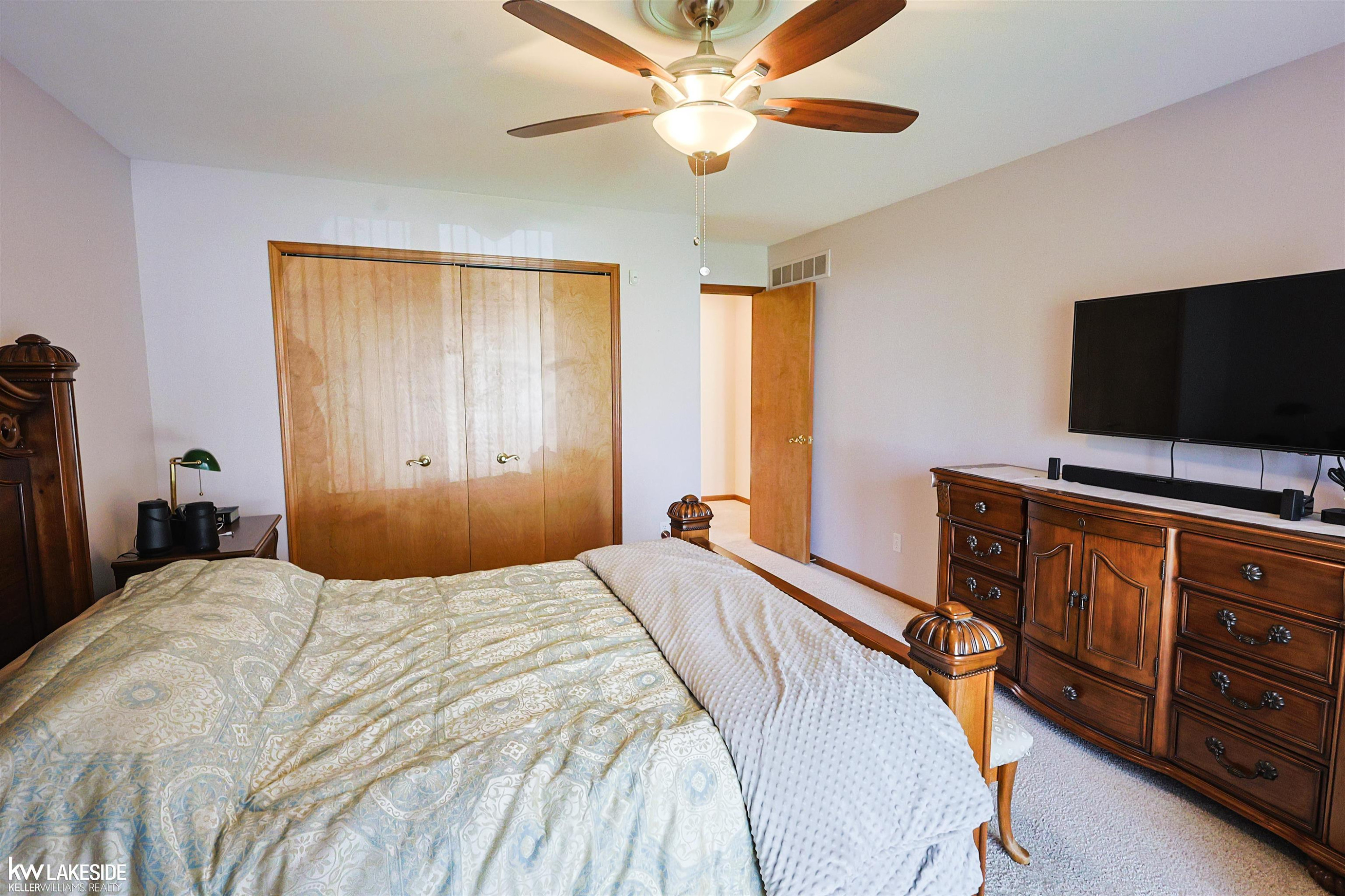 53338 Villa Rosa Drive, Macomb, MI 48042 — Photo 30