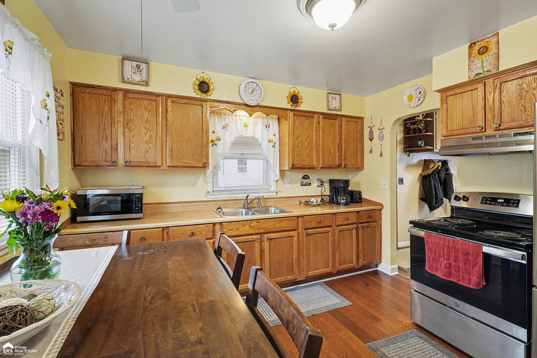 4136 Leith Street, Burton, MI 48509 — Photo 5