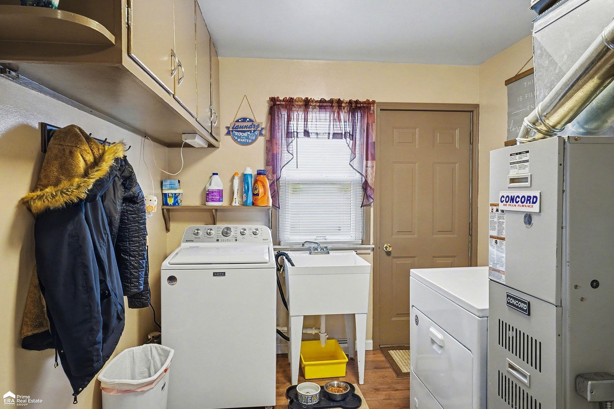 4136 Leith Street, Burton, MI 48509 — Photo 10