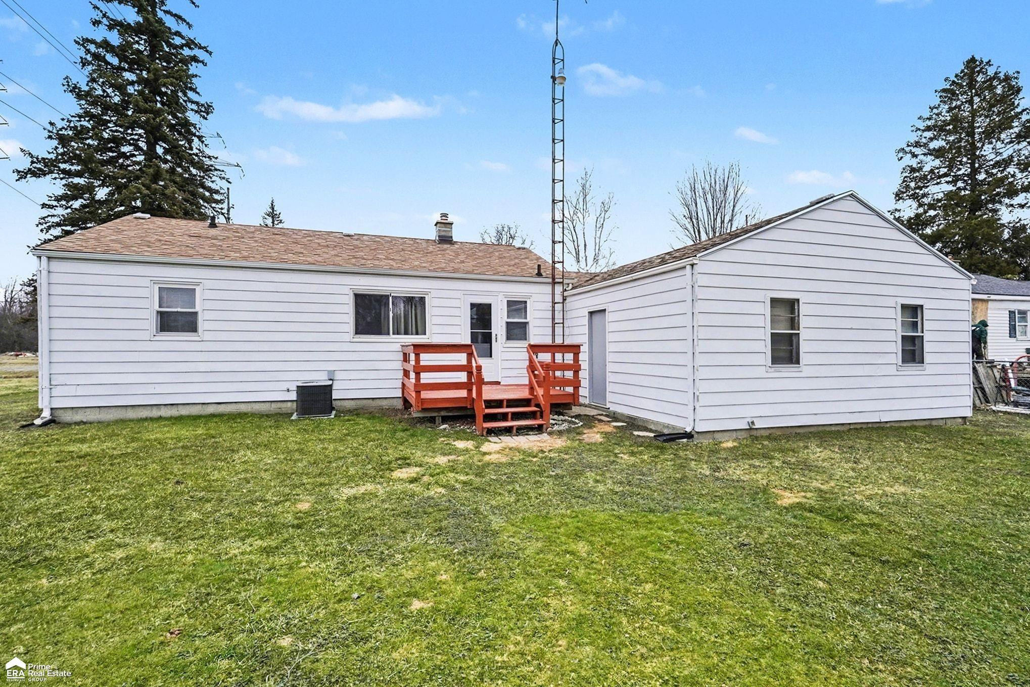 4136 Leith Street, Burton, MI 48509 — Photo 12
