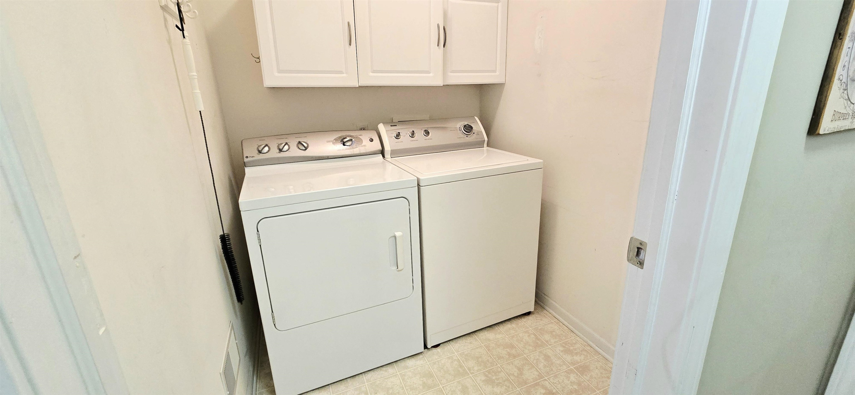 5465 Red Oak Court, Linden, MI 48451 — Photo 10