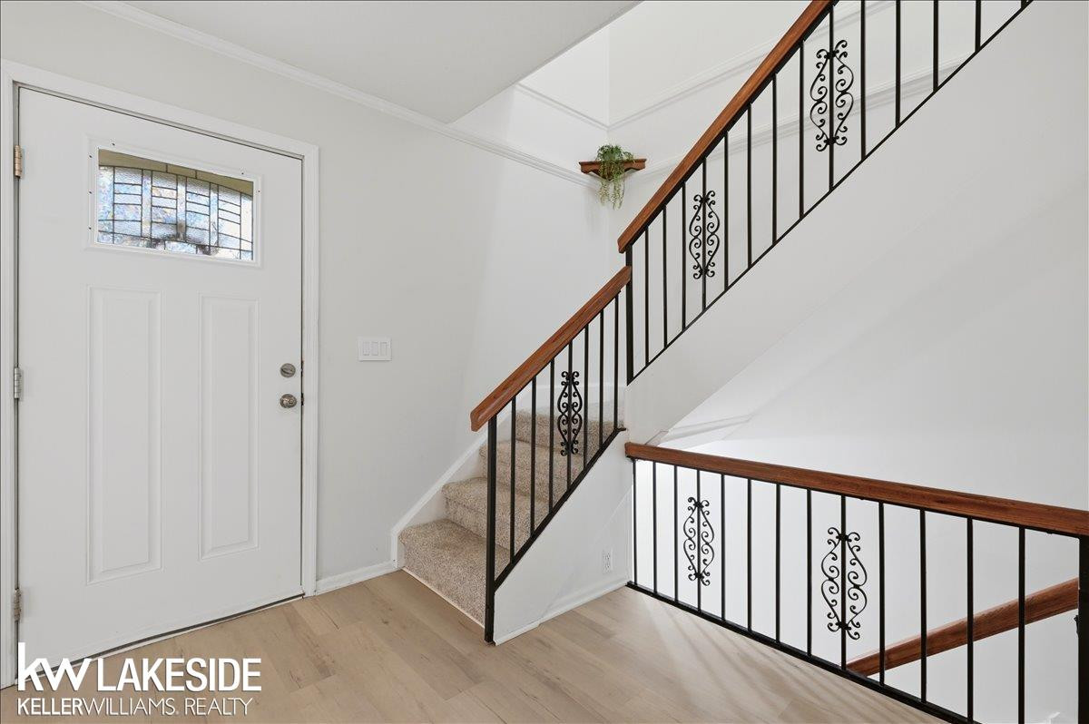 38734 BARNSTABLE Street, Clinton Twp, MI 48038 — Photo 13