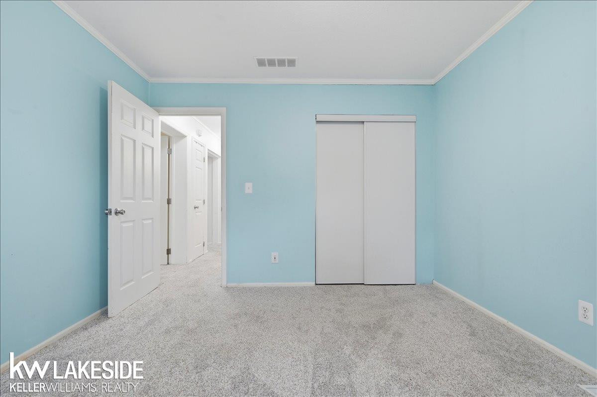 38734 BARNSTABLE Street, Clinton Twp, MI 48038 — Photo 25