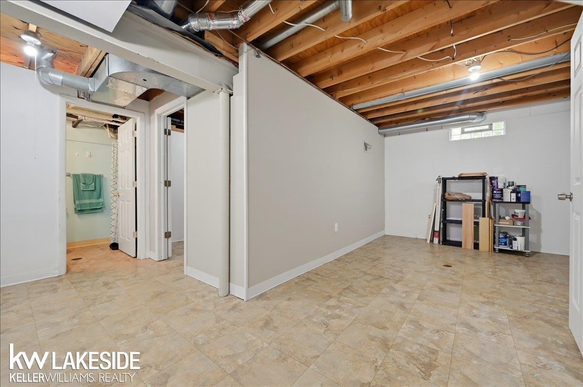 38734 BARNSTABLE Street, Clinton Twp, MI 48038 — Photo 31