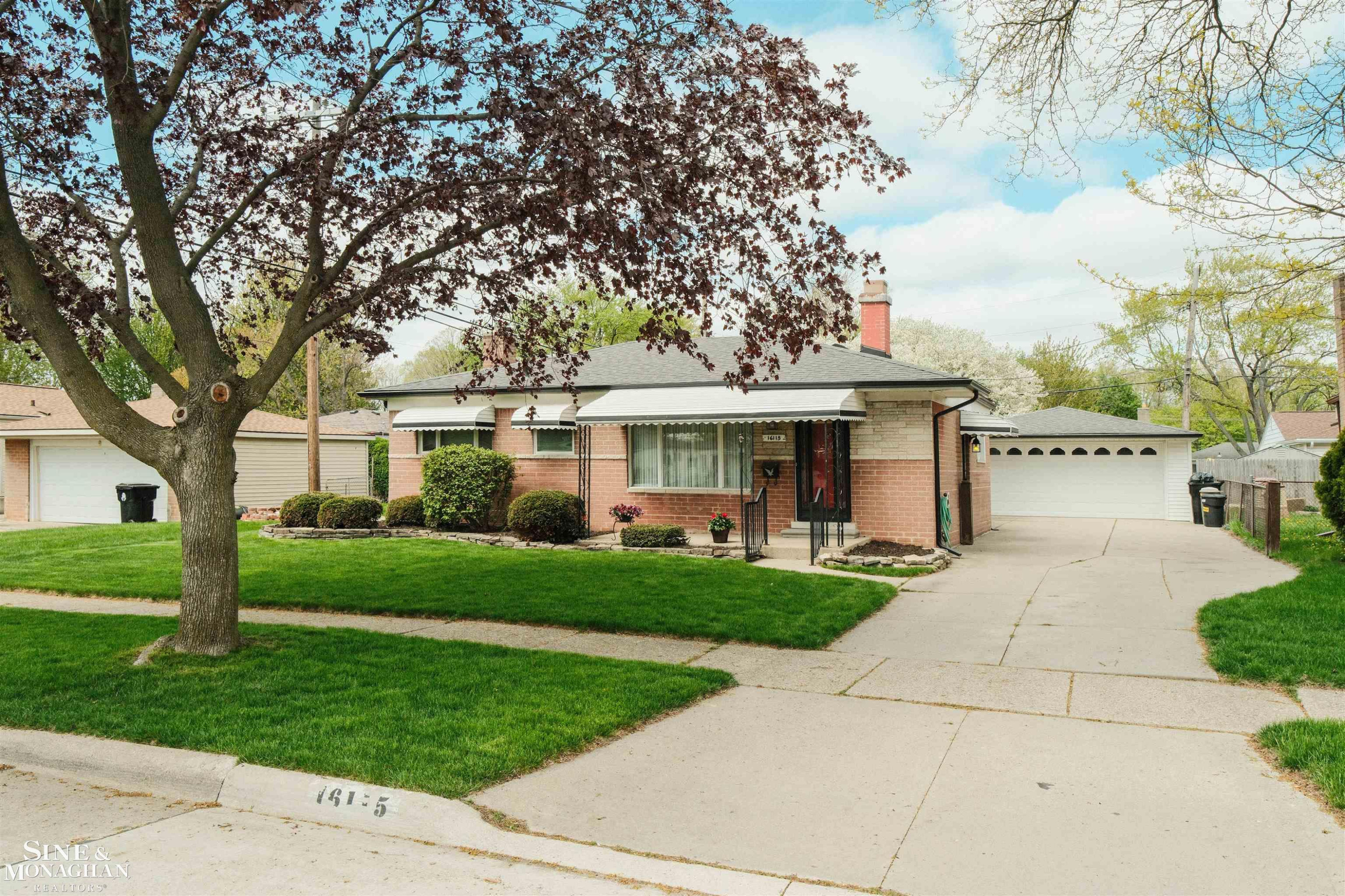 16115 Yew Street, Roseville, MI 48066 — Photo 2