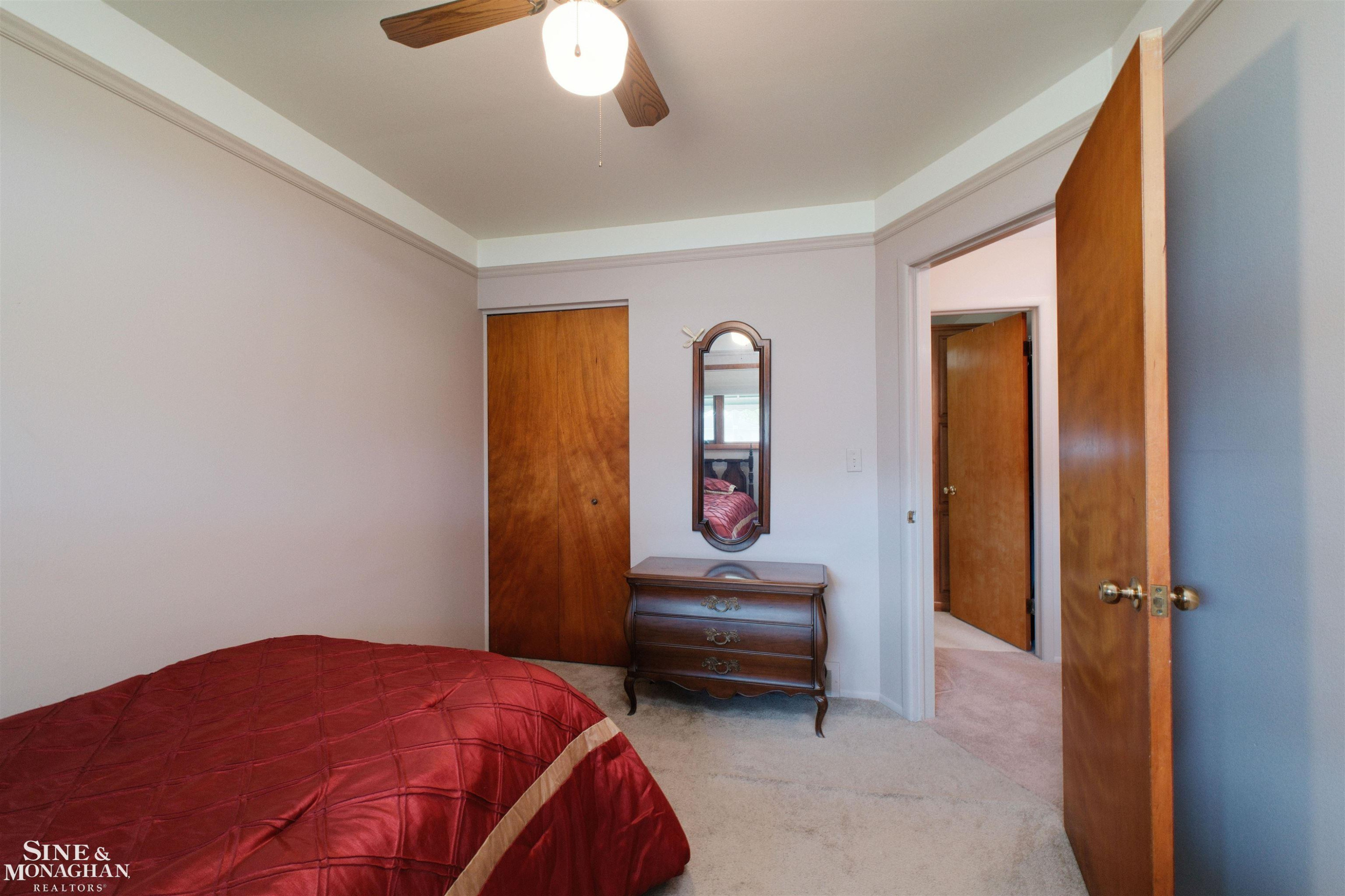 16115 Yew Street, Roseville, MI 48066 — Photo 18