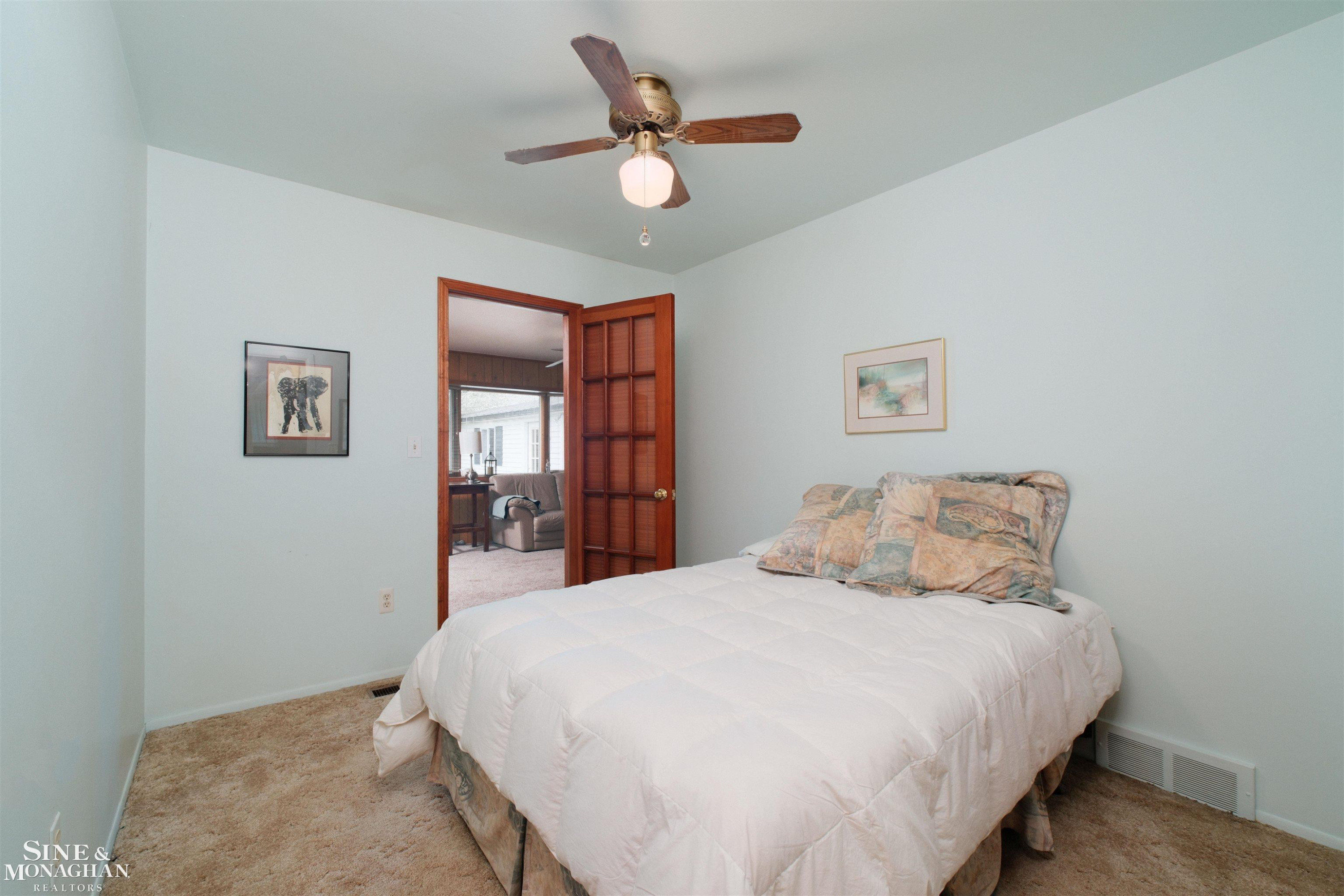 16115 Yew Street, Roseville, MI 48066 — Photo 23