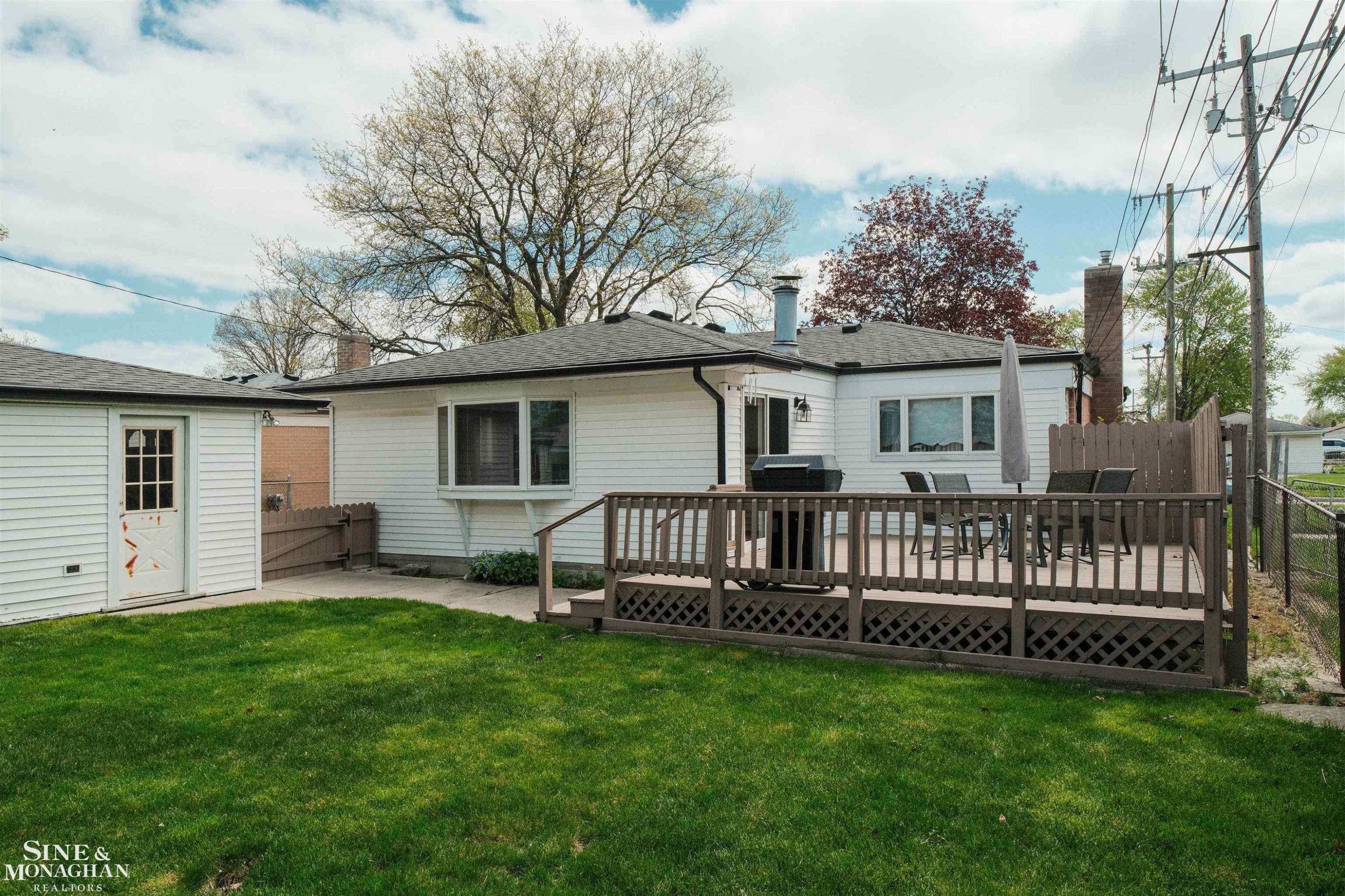 16115 Yew Street, Roseville, MI 48066 — Photo 31