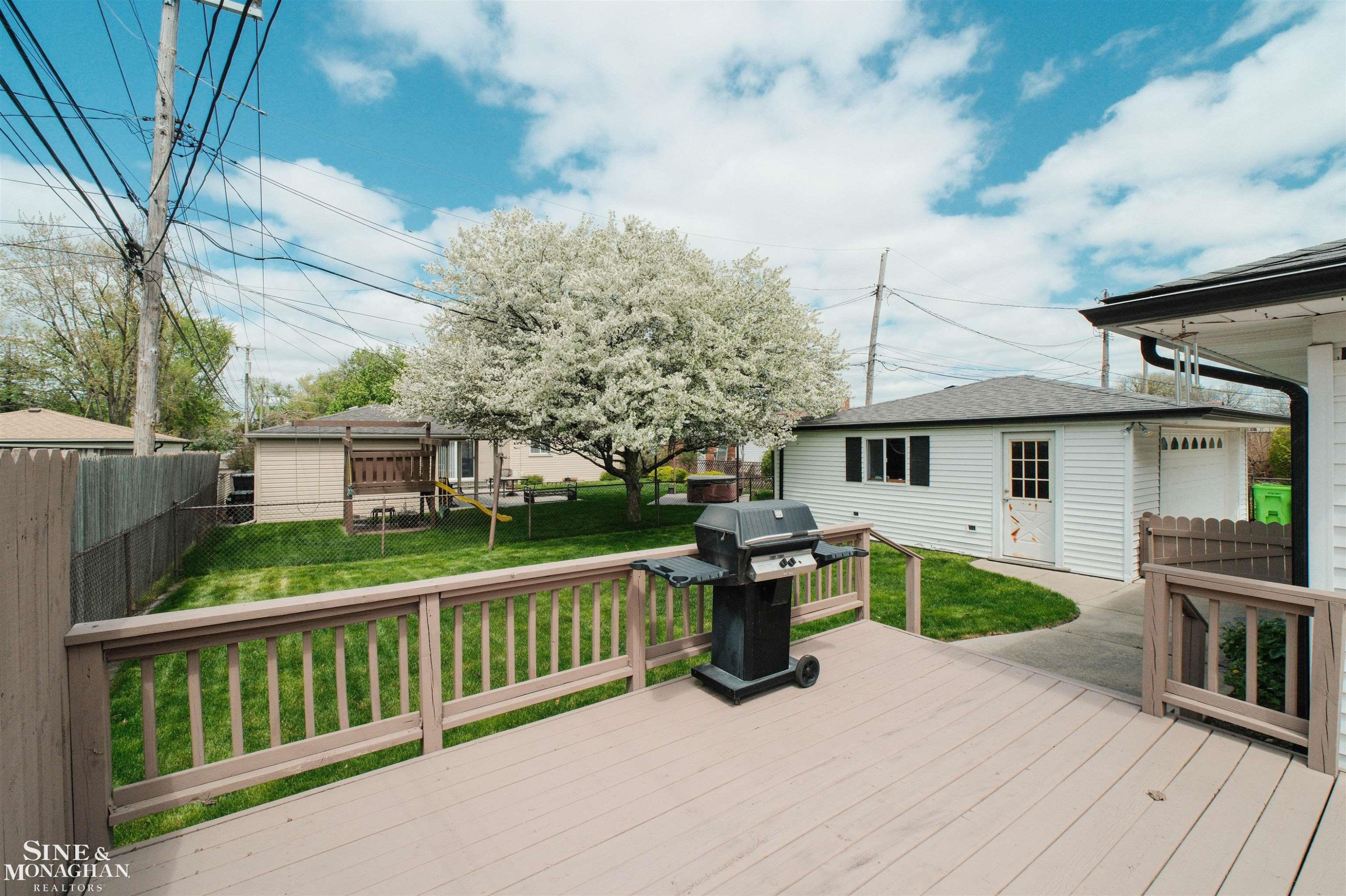 16115 Yew Street, Roseville, MI 48066 — Photo 34